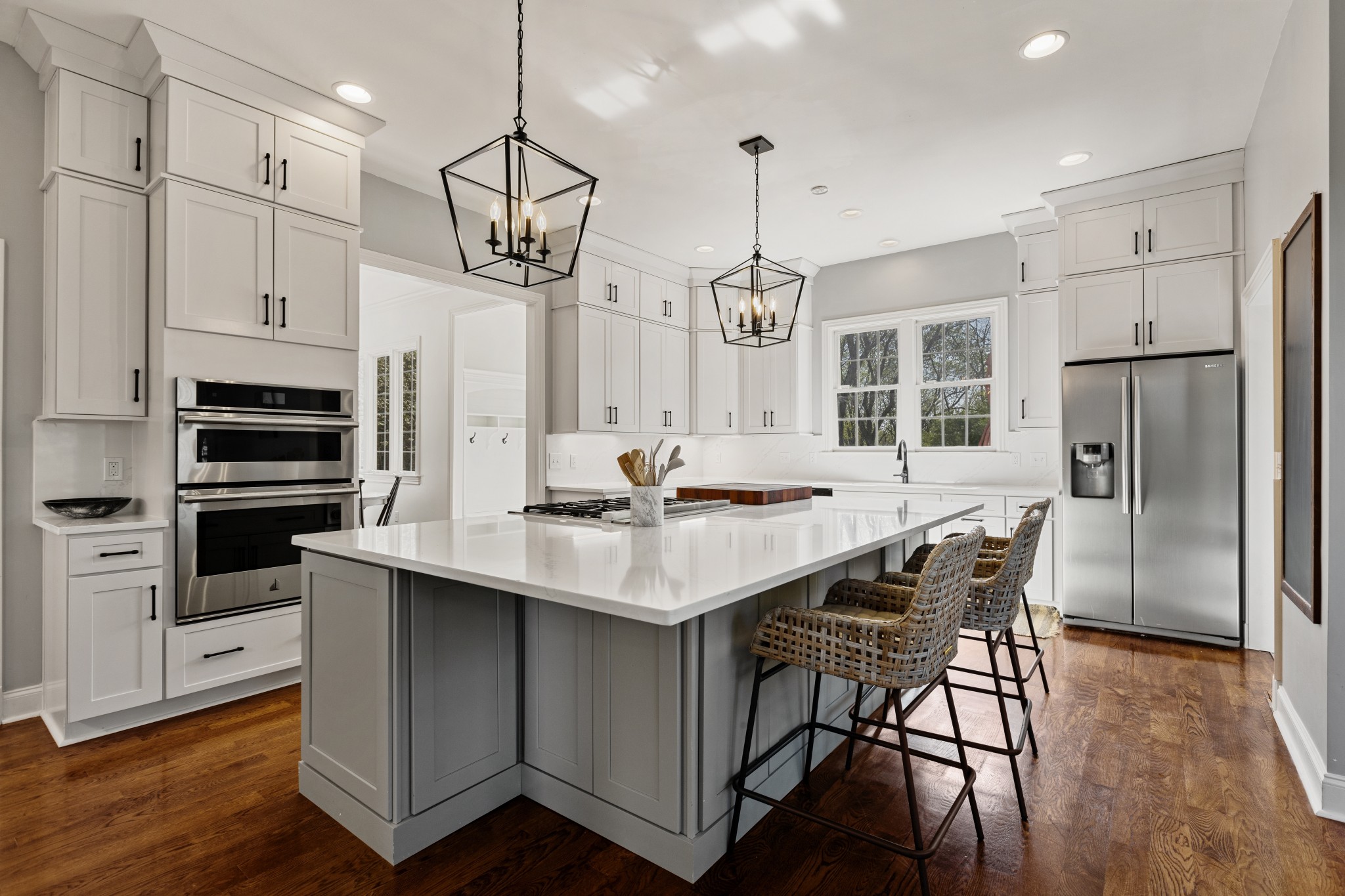 Columbia, Tennessee 38401, United States, 4 Bedrooms Bedrooms, ,4 BathroomsBathrooms,Residential,Active,111244