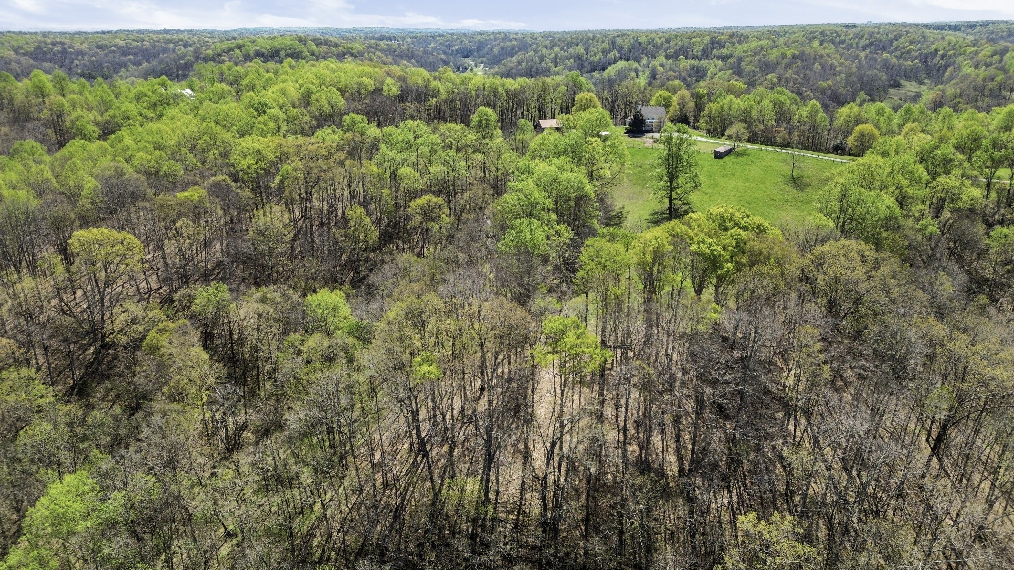 Columbia, Tennessee 38401, United States, 4 Bedrooms Bedrooms, ,4 BathroomsBathrooms,Residential,Active,111244