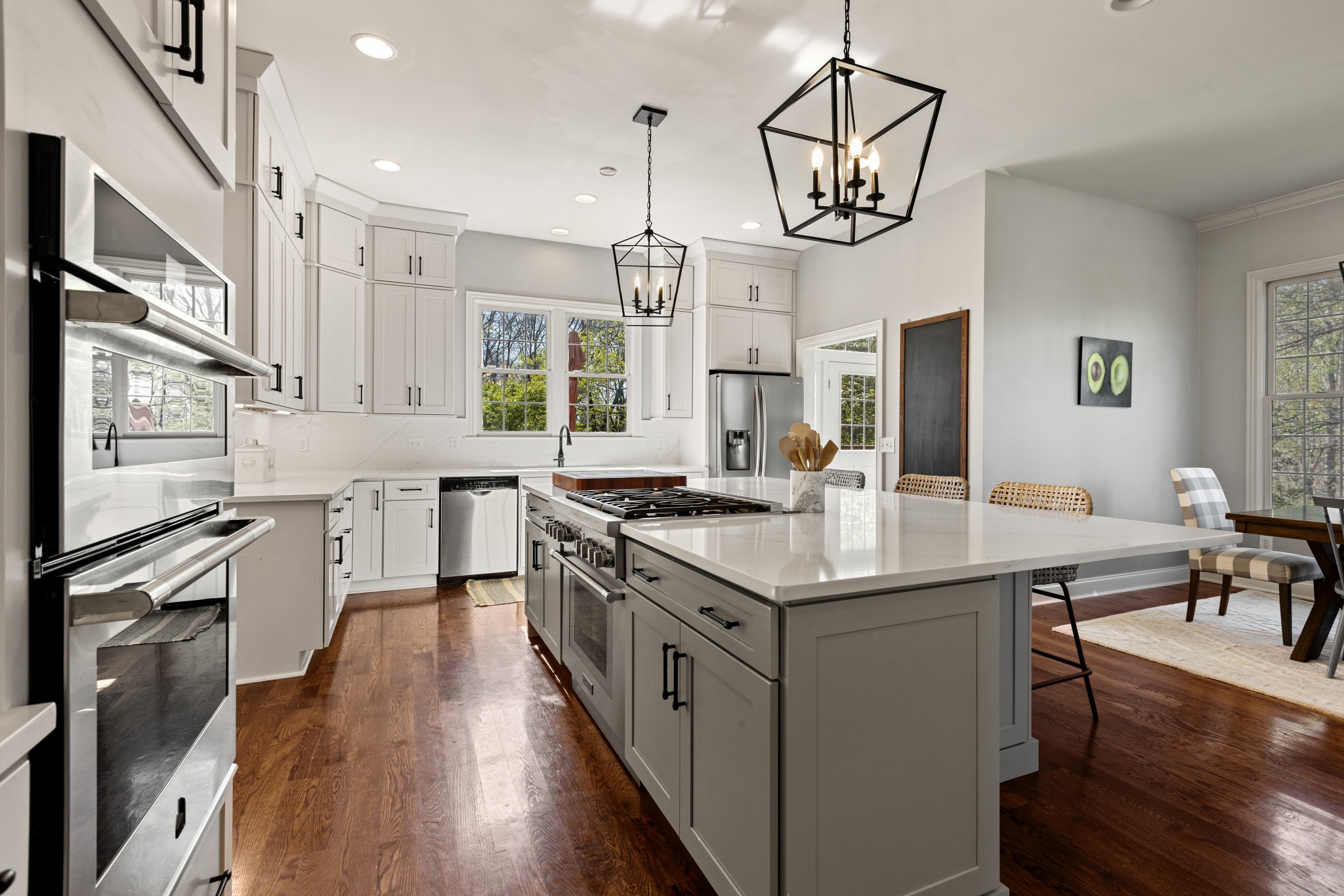 Columbia, Tennessee 38401, United States, 4 Bedrooms Bedrooms, ,4 BathroomsBathrooms,Residential,Active,111244