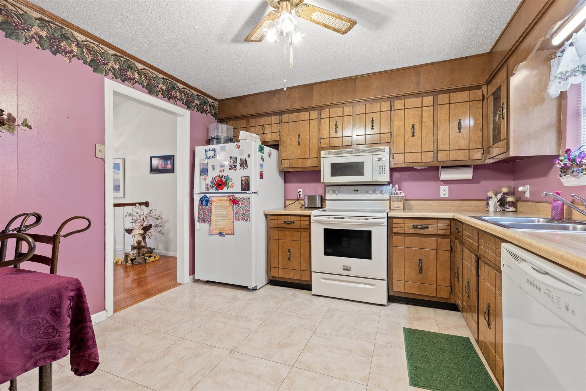 37 Robert E Lee Drive