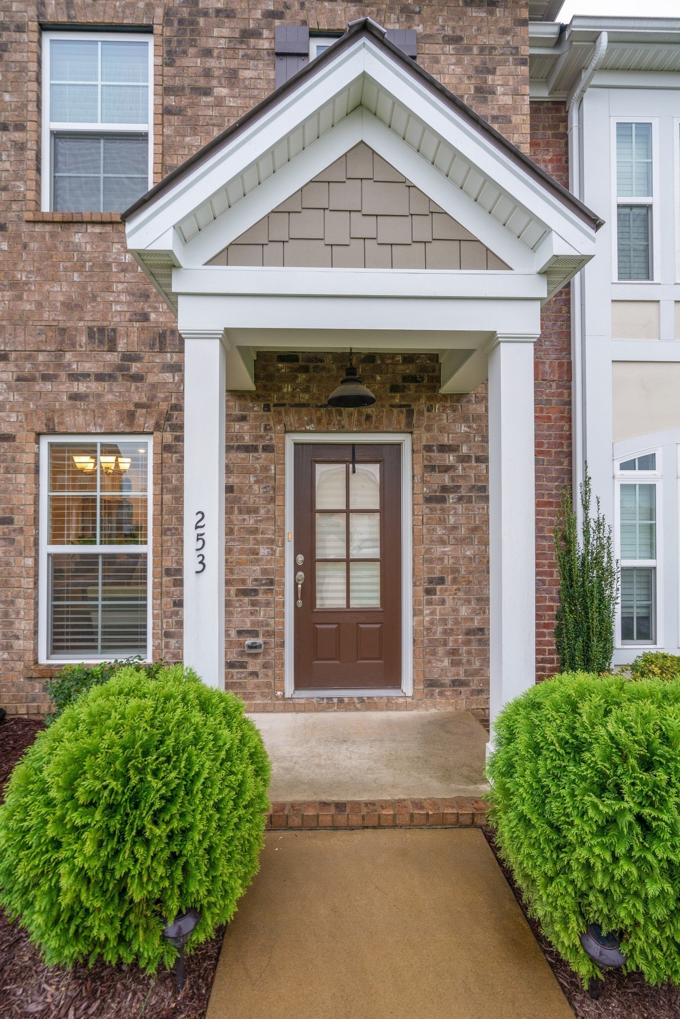 253 Mary Ann Cir
