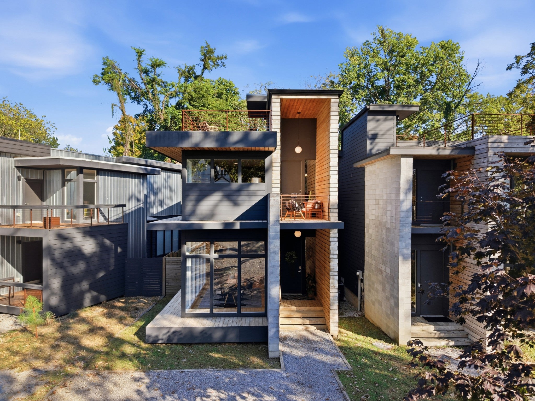 3-bed listing at 1413 Riverside Dr B, Nashville