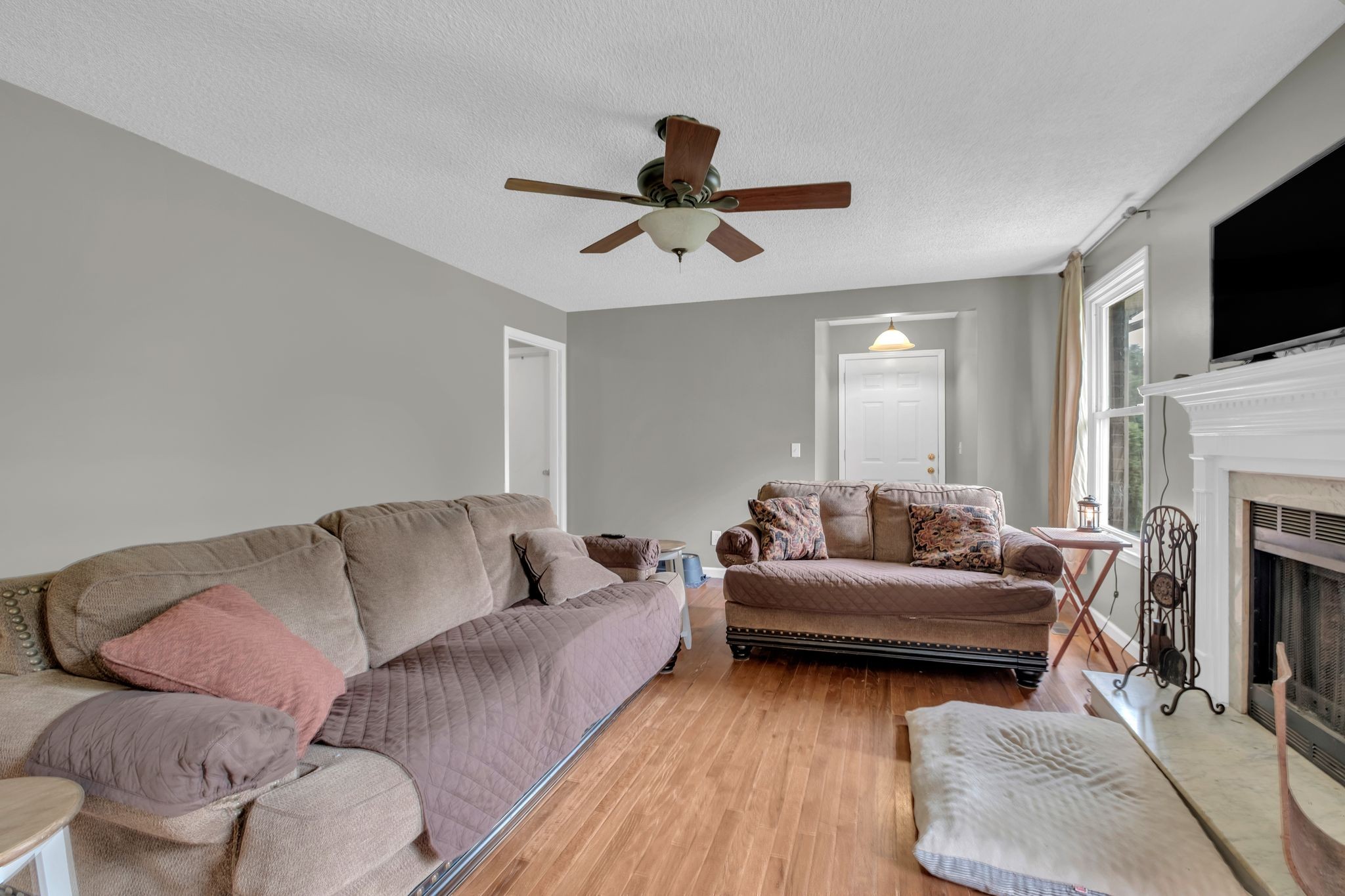 3309 Cedar Ridge Rd