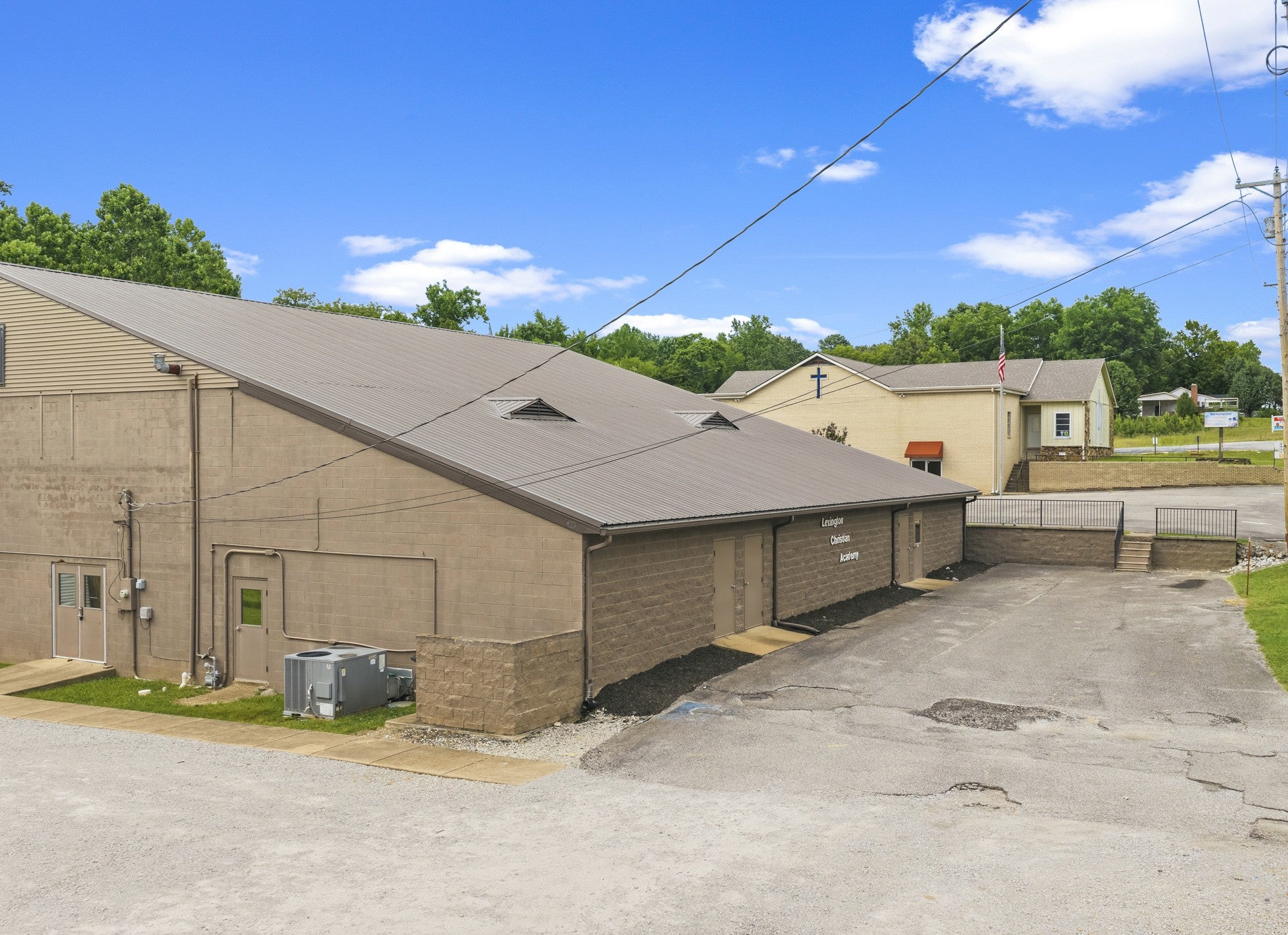 175 Natchez Trace Dr