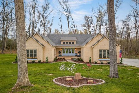 Photo of 753 Vintage Dr, Baxter, TN 38544 (MLS # 3168531)