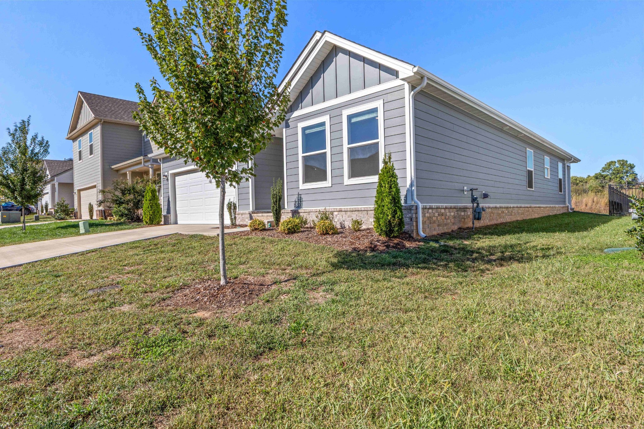 649 Cedar Brook Dr