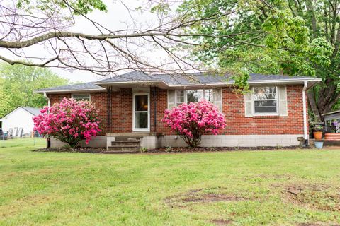 2056 Nunley St Greenbrier TN 37073