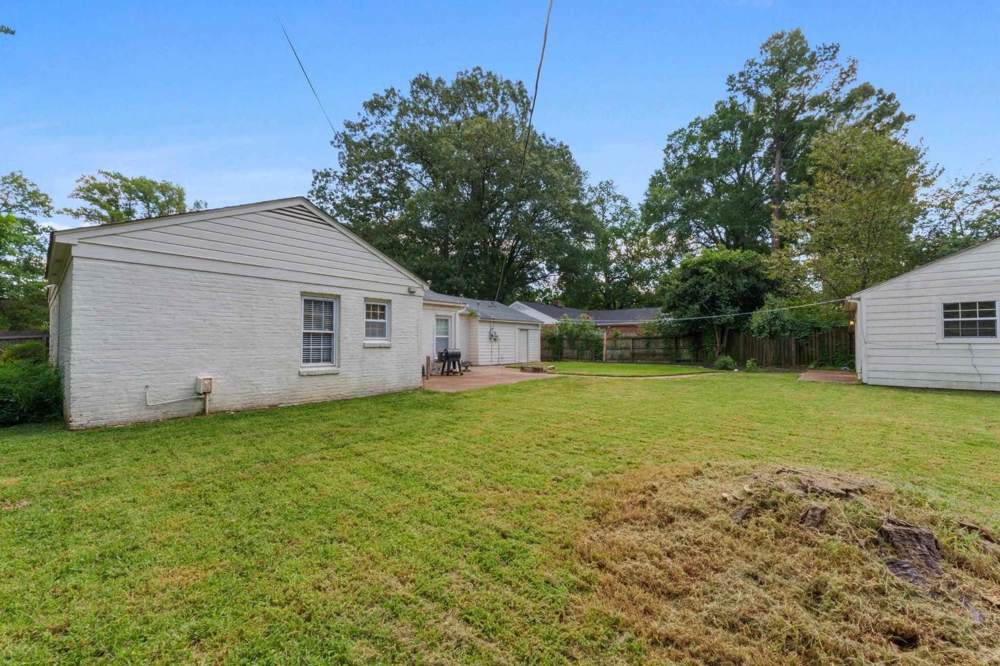 311 AVON RD