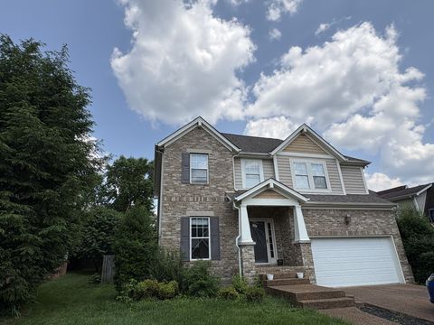 1402 Bern Dr Spring Hill TN 37174
