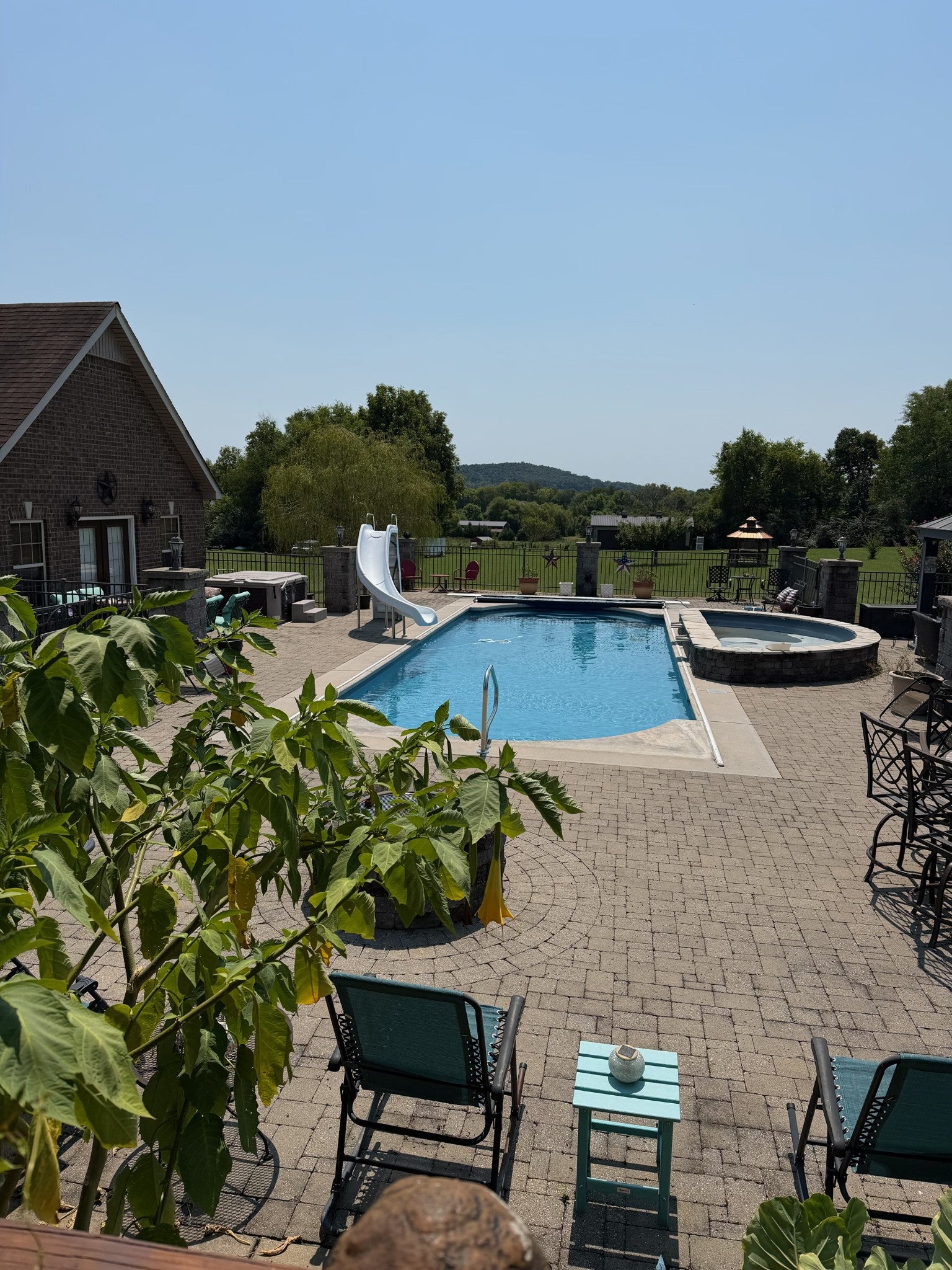 2686 HWY 64 E