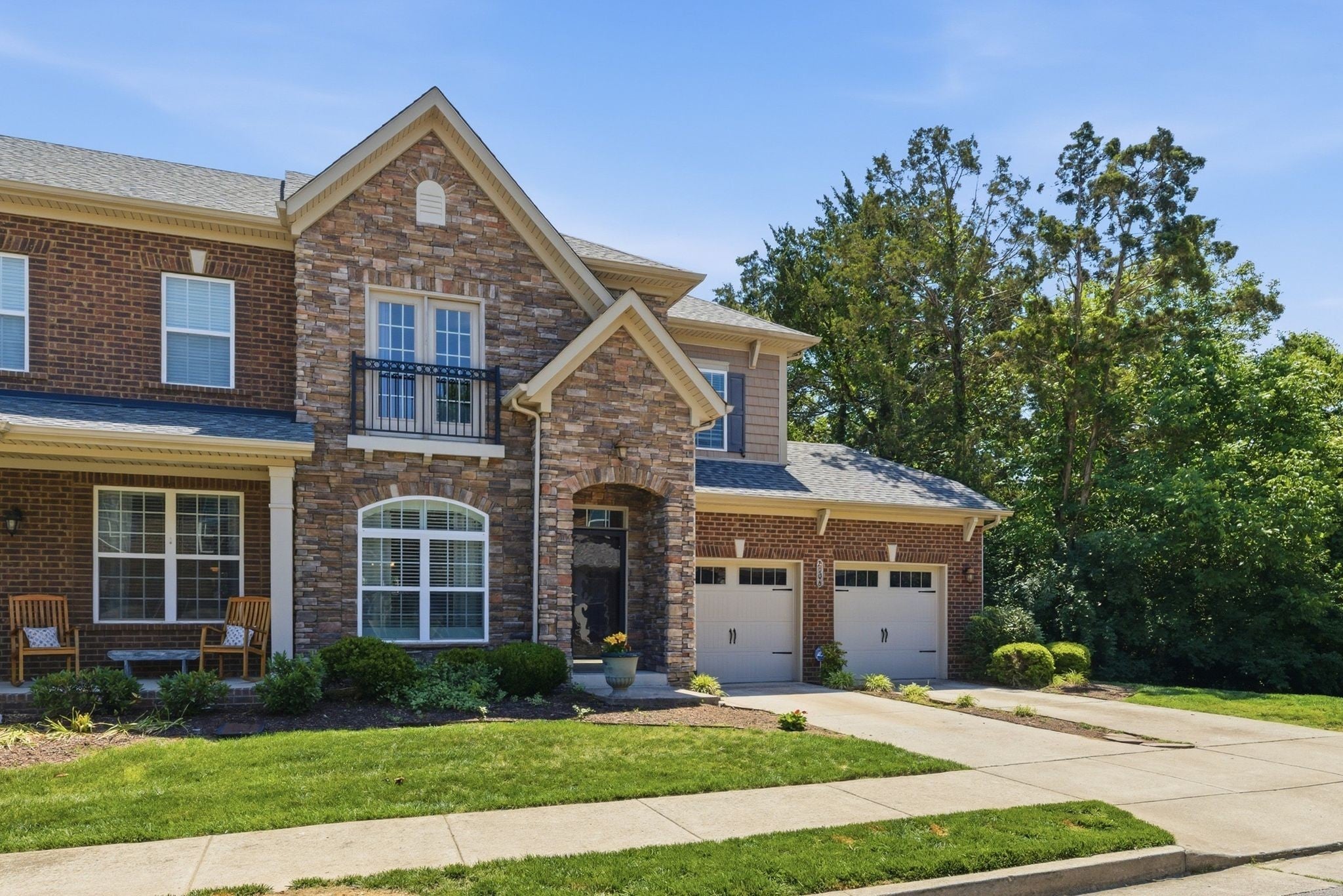 2106 Traemoor Village Ct