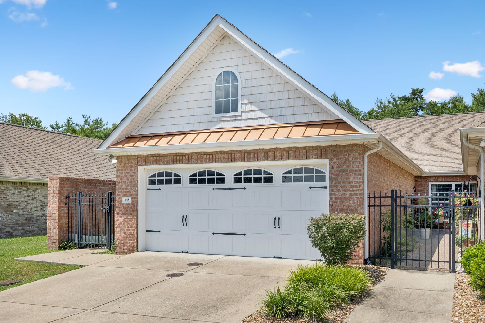 145 Plymouth Dr