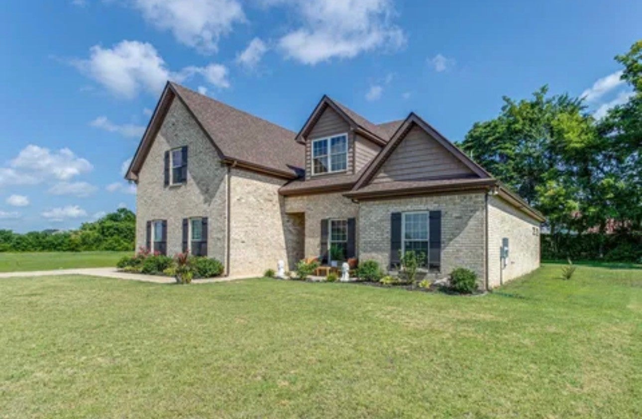 2208 Audubon Ln