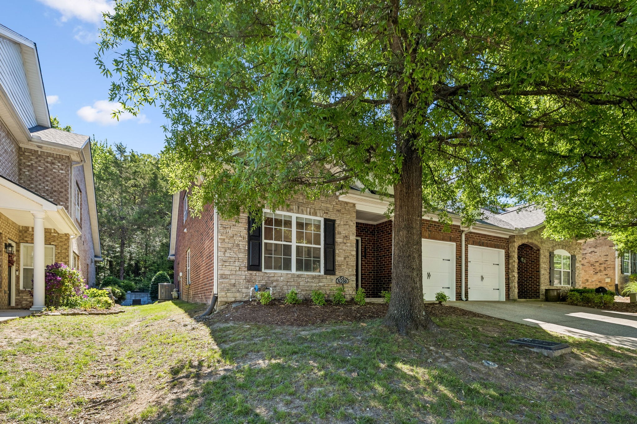 905 Catlow Ct