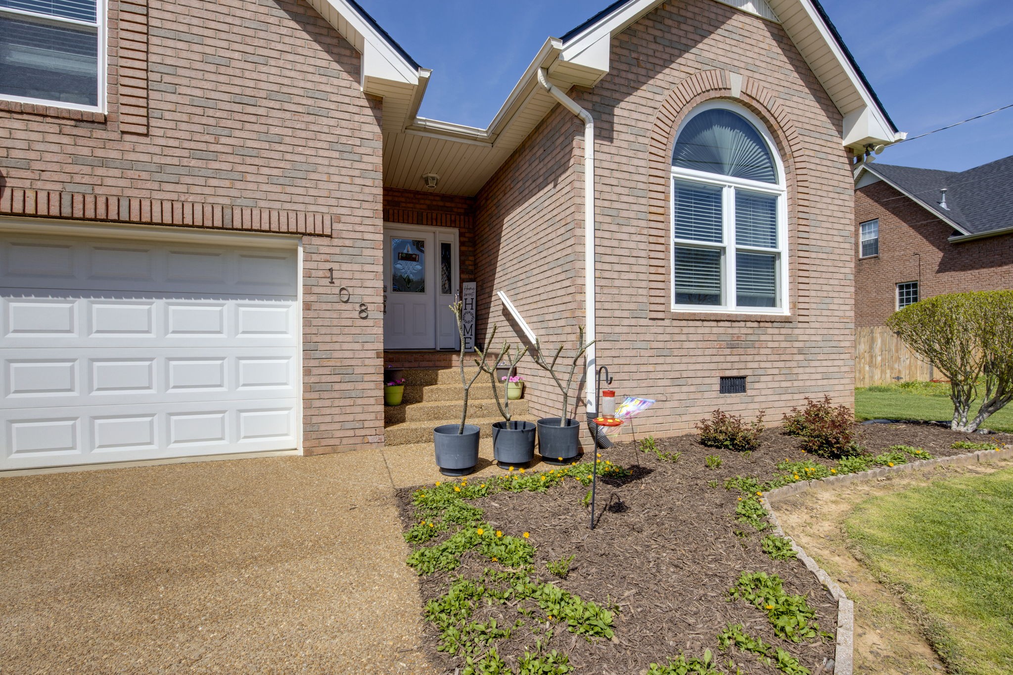 108 Cherokee Dr
