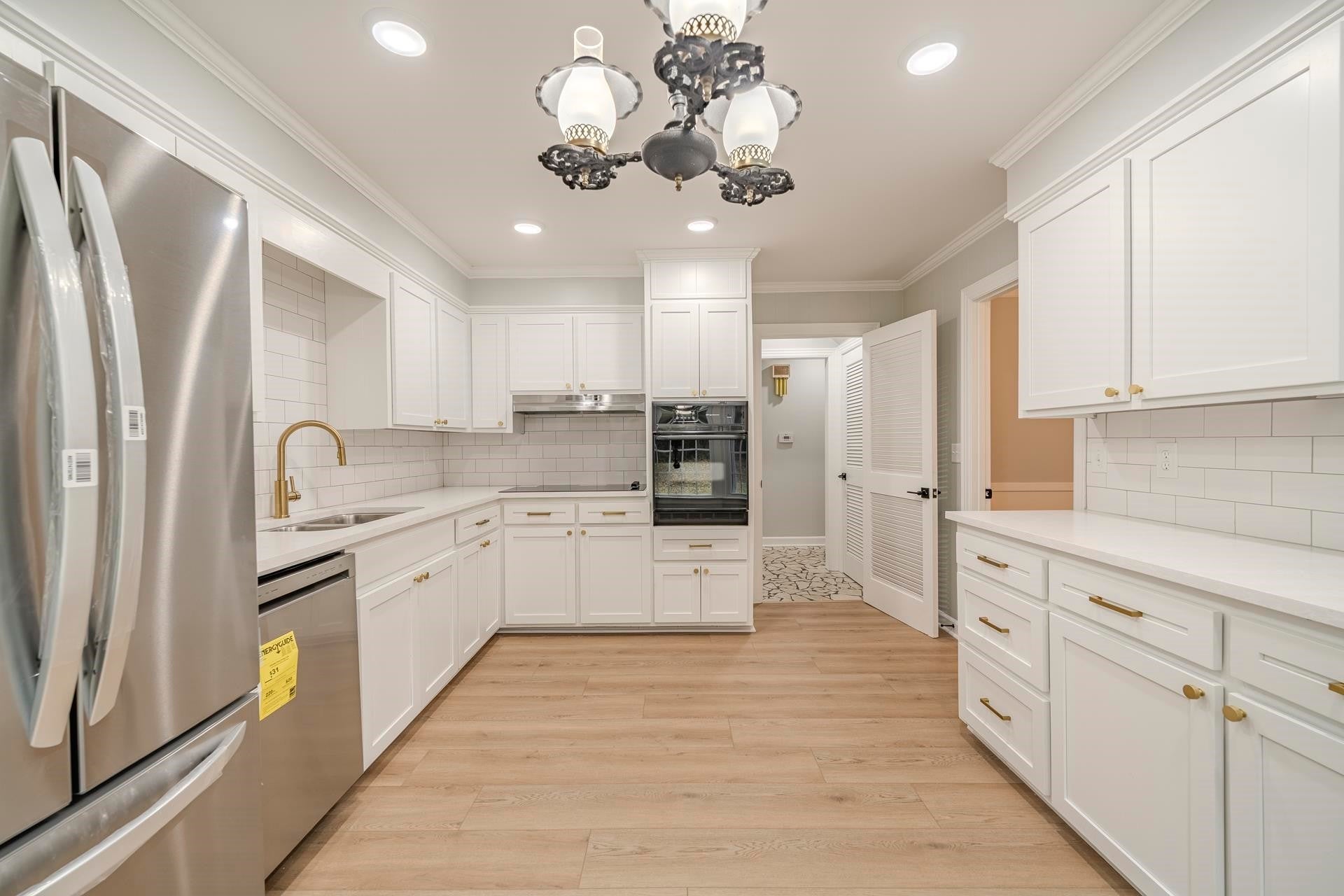 320 MORNINGSIDE CIR