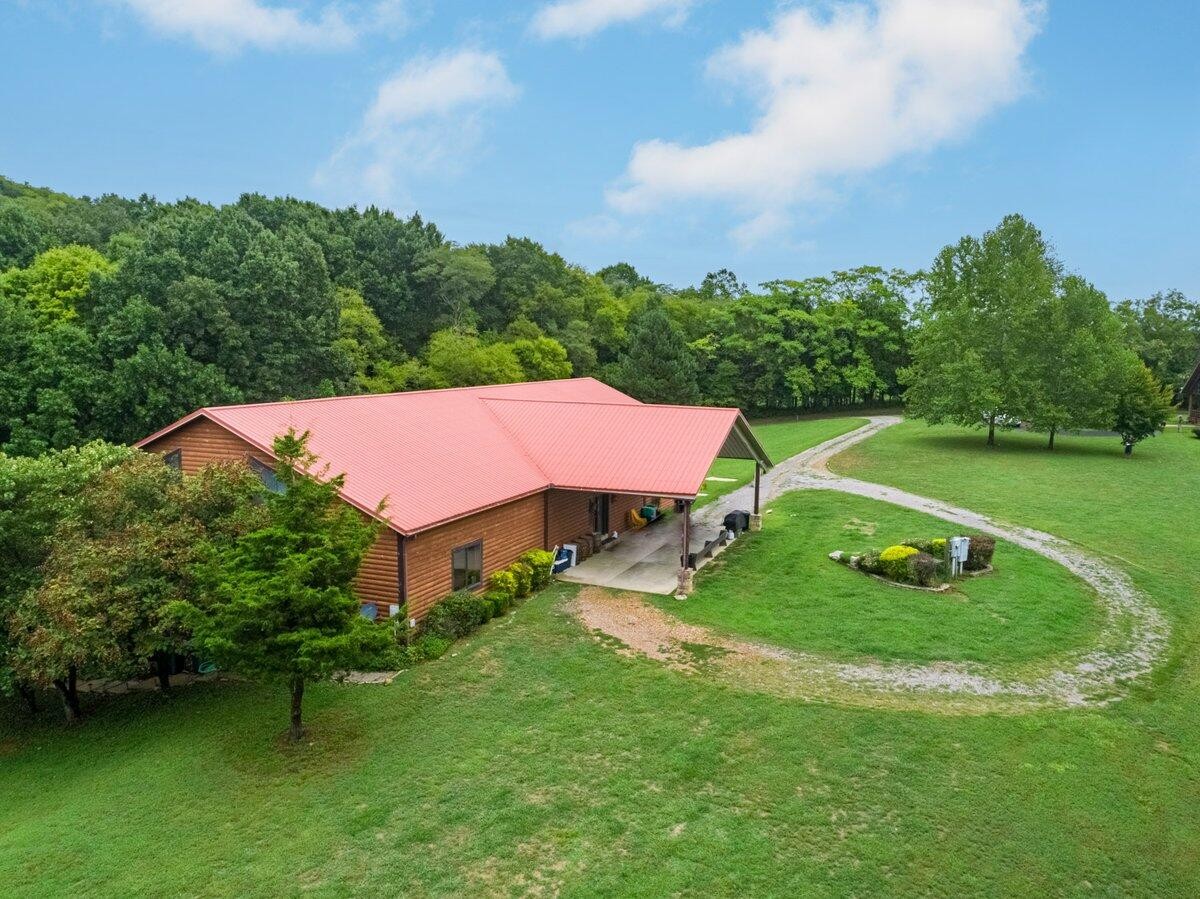 Photo 18 of 68 of 149 Gunter Hollow Rd house