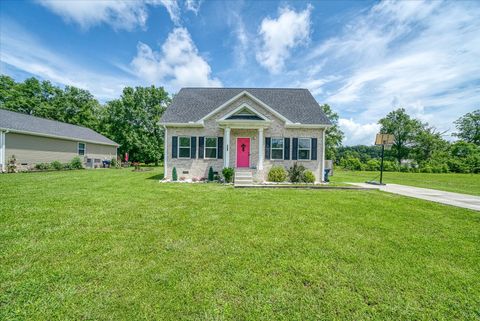 258 Green Meadow Dr Smithville TN 37166