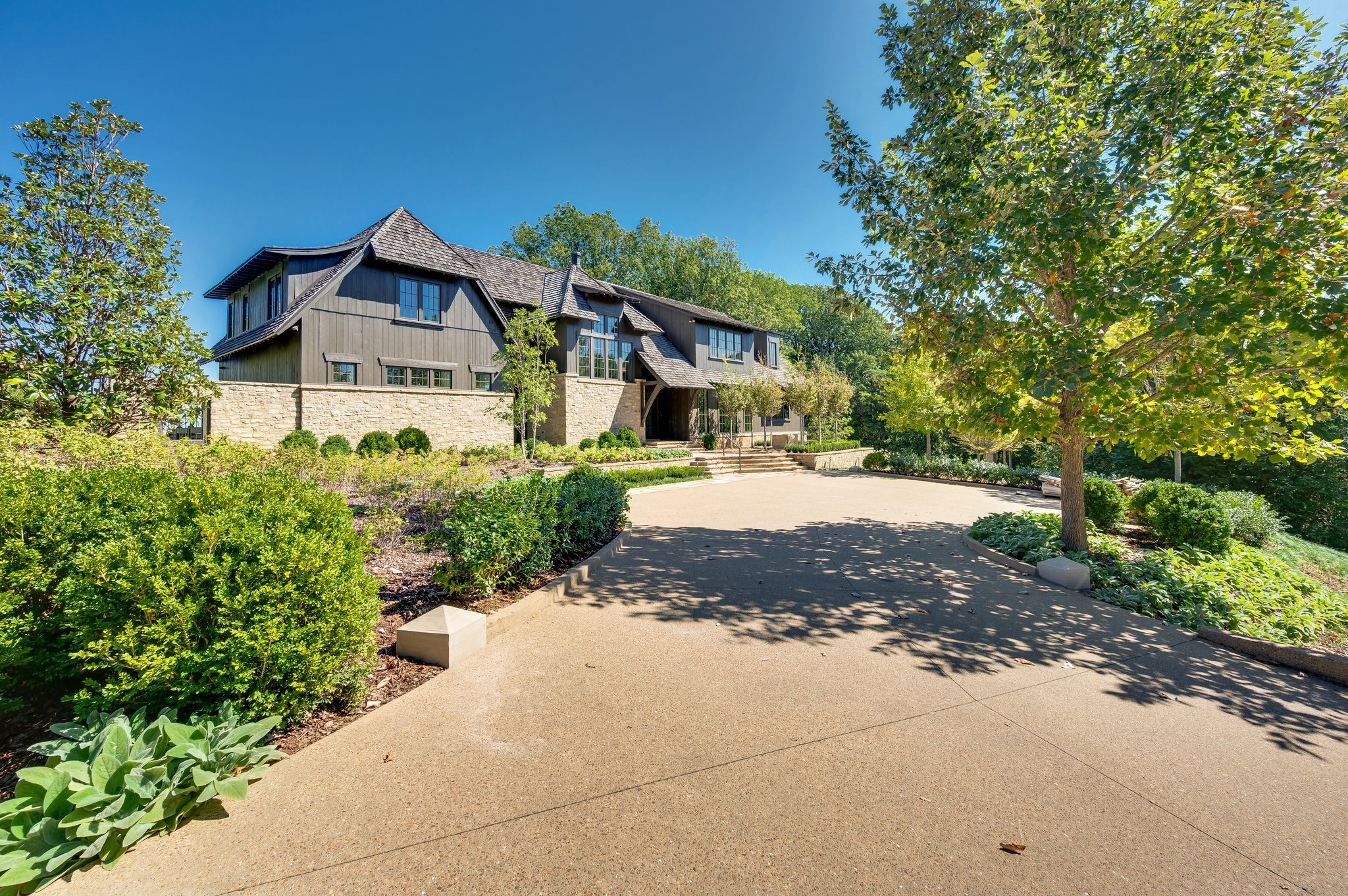 1801 Laurel Ridge Dr