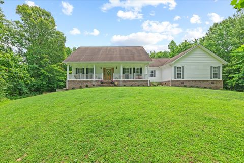 5546 Old Kentucky Rd Byrdstown TN 38549
