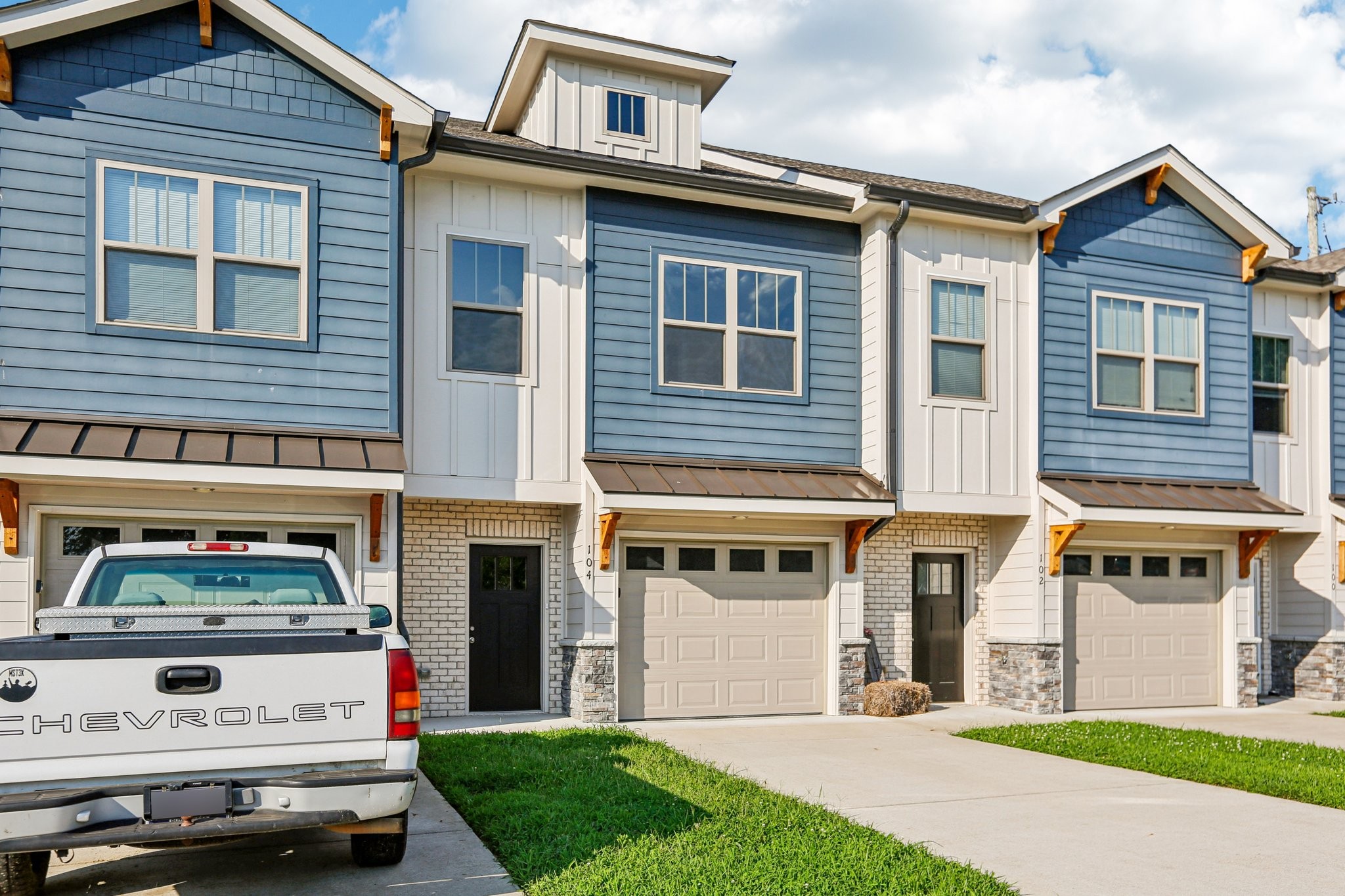 104 Hartsville Ct