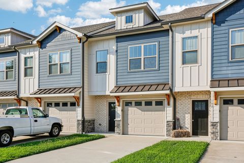 104 Hartsville Ct Lebanon TN 37087