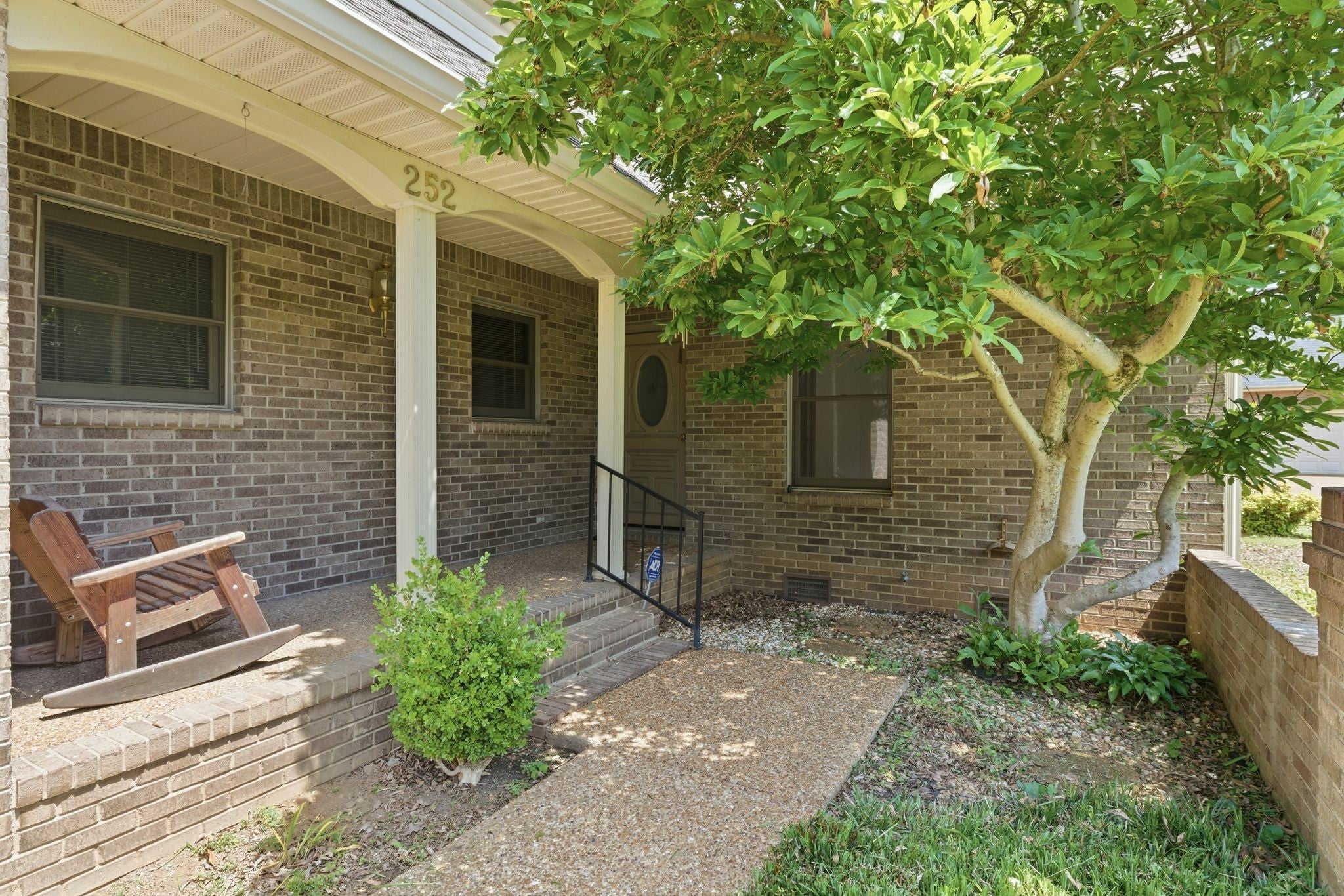 252 Newcastle Dr
