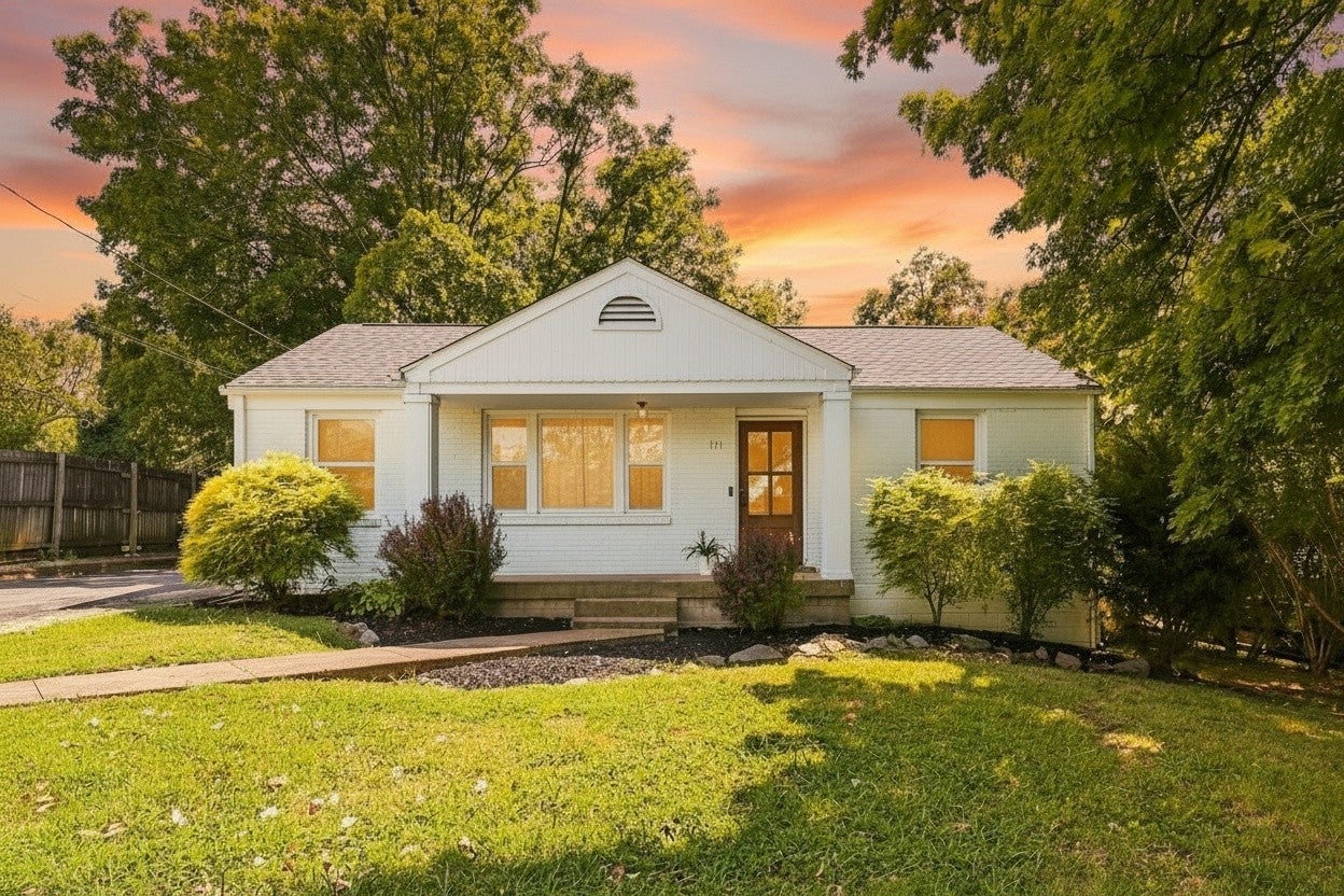 3-bed listing at 111 Rolynn Dr, Nashville
