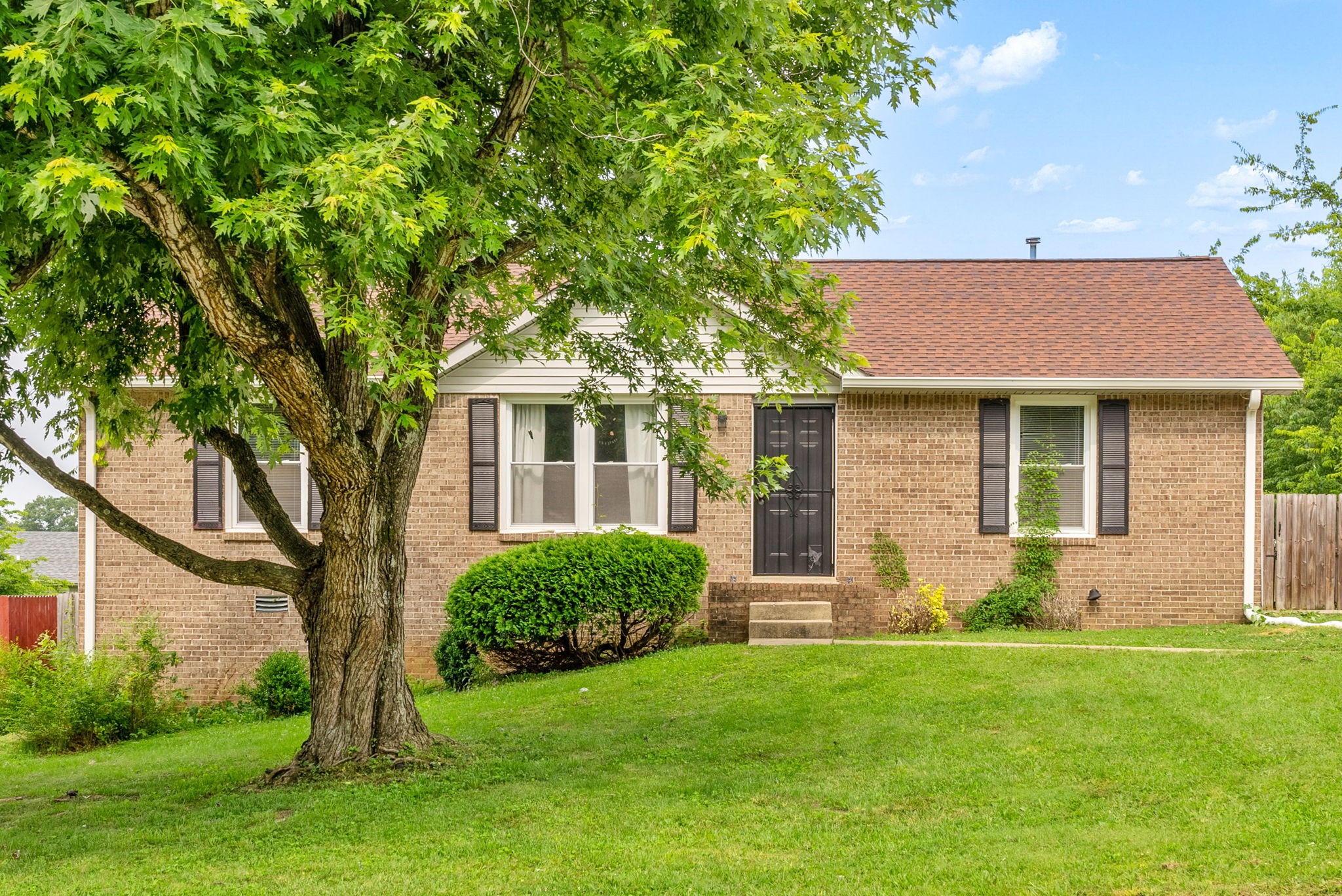 1507 Sunshine Dr