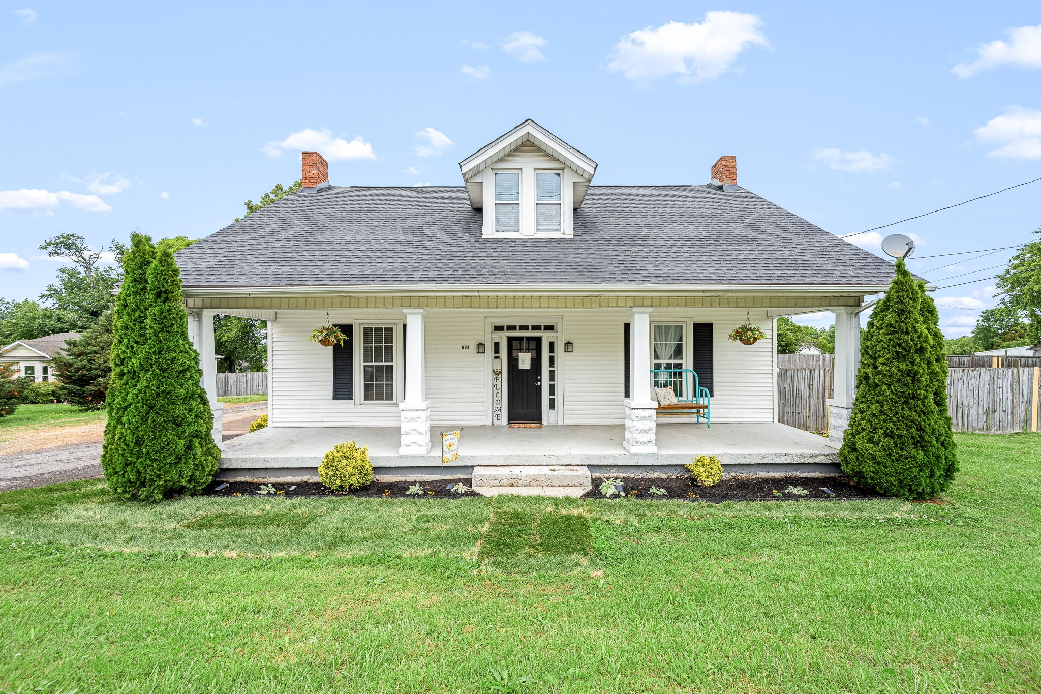 634 Hwy 52 E