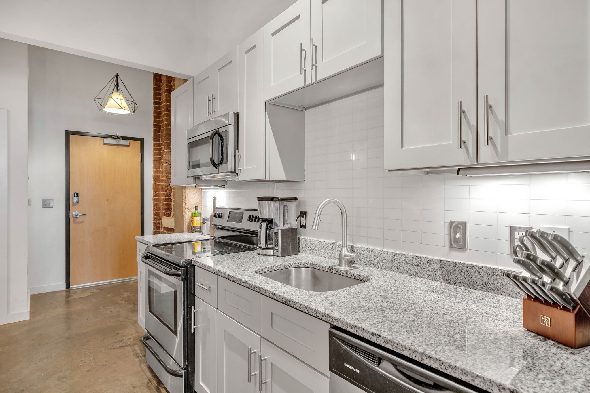 1350 Rosa L Parks Blvd 351