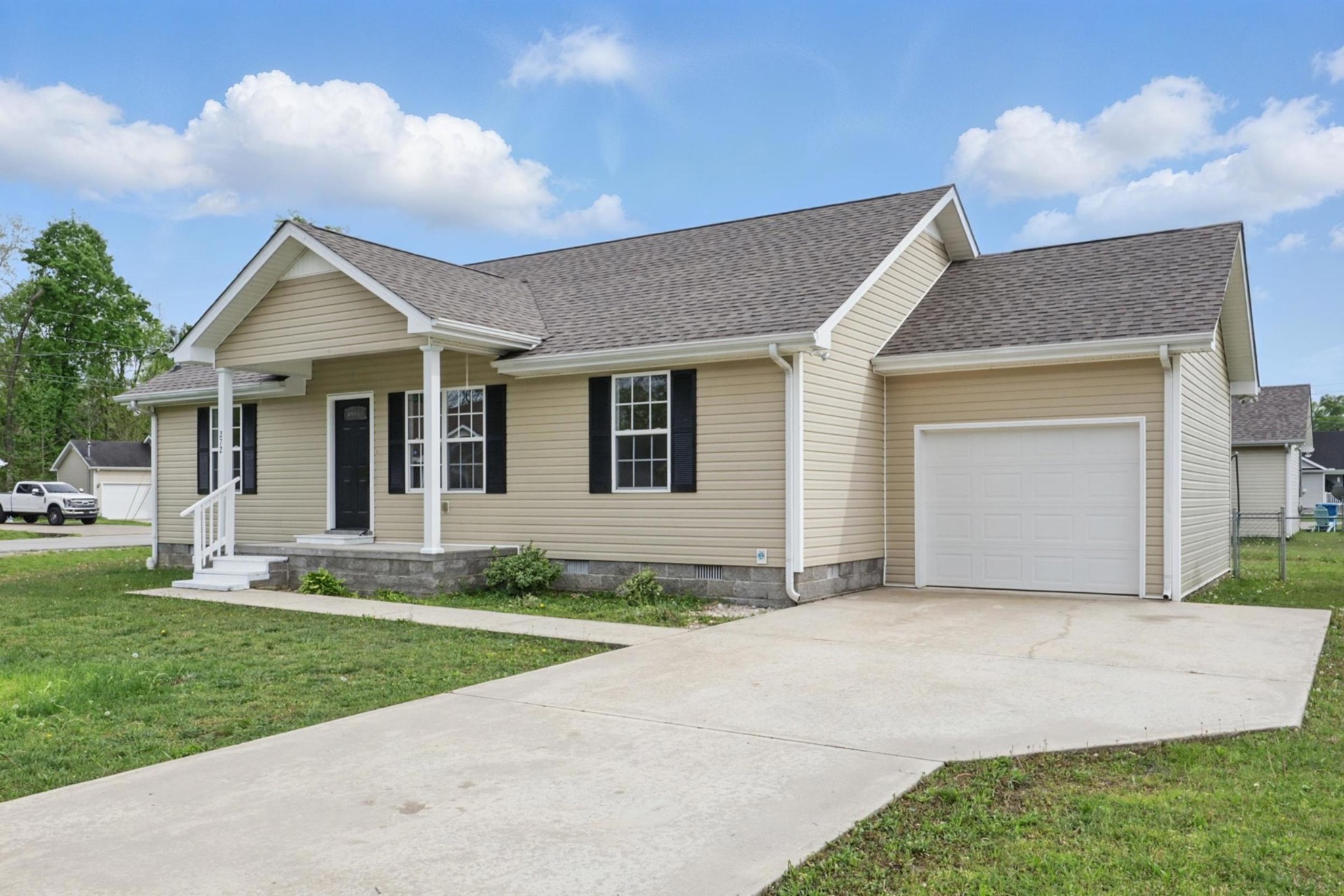 272 John Mark Ct