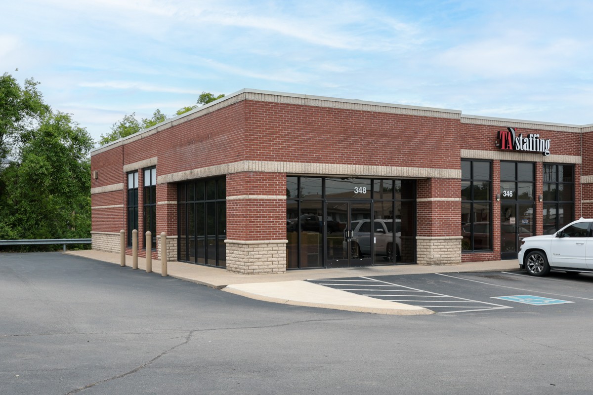 Photo 1 of 34 — 348 S Cumberland St, Lebanon, TN 37087