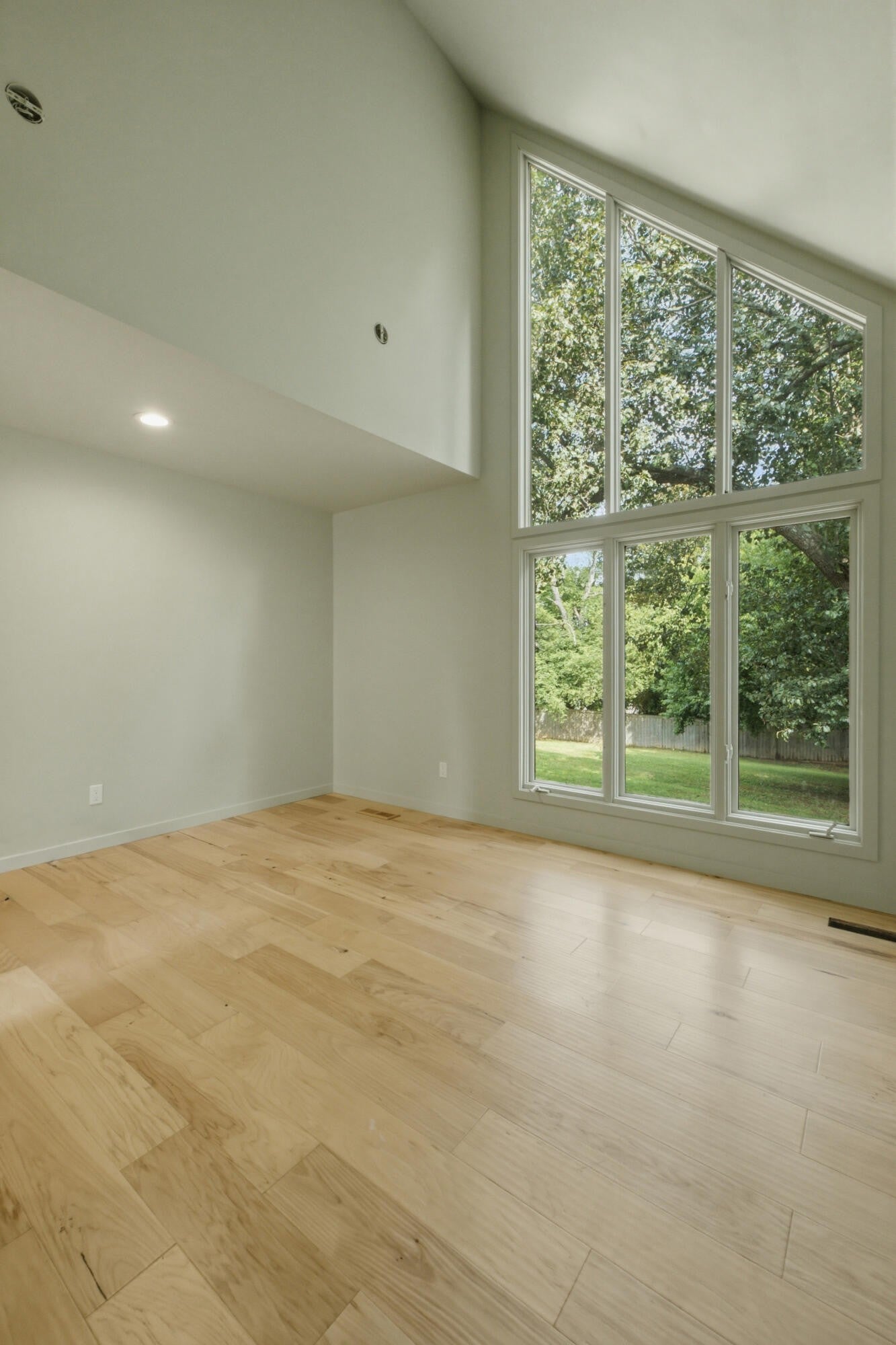 3557 Brandon Lane NE