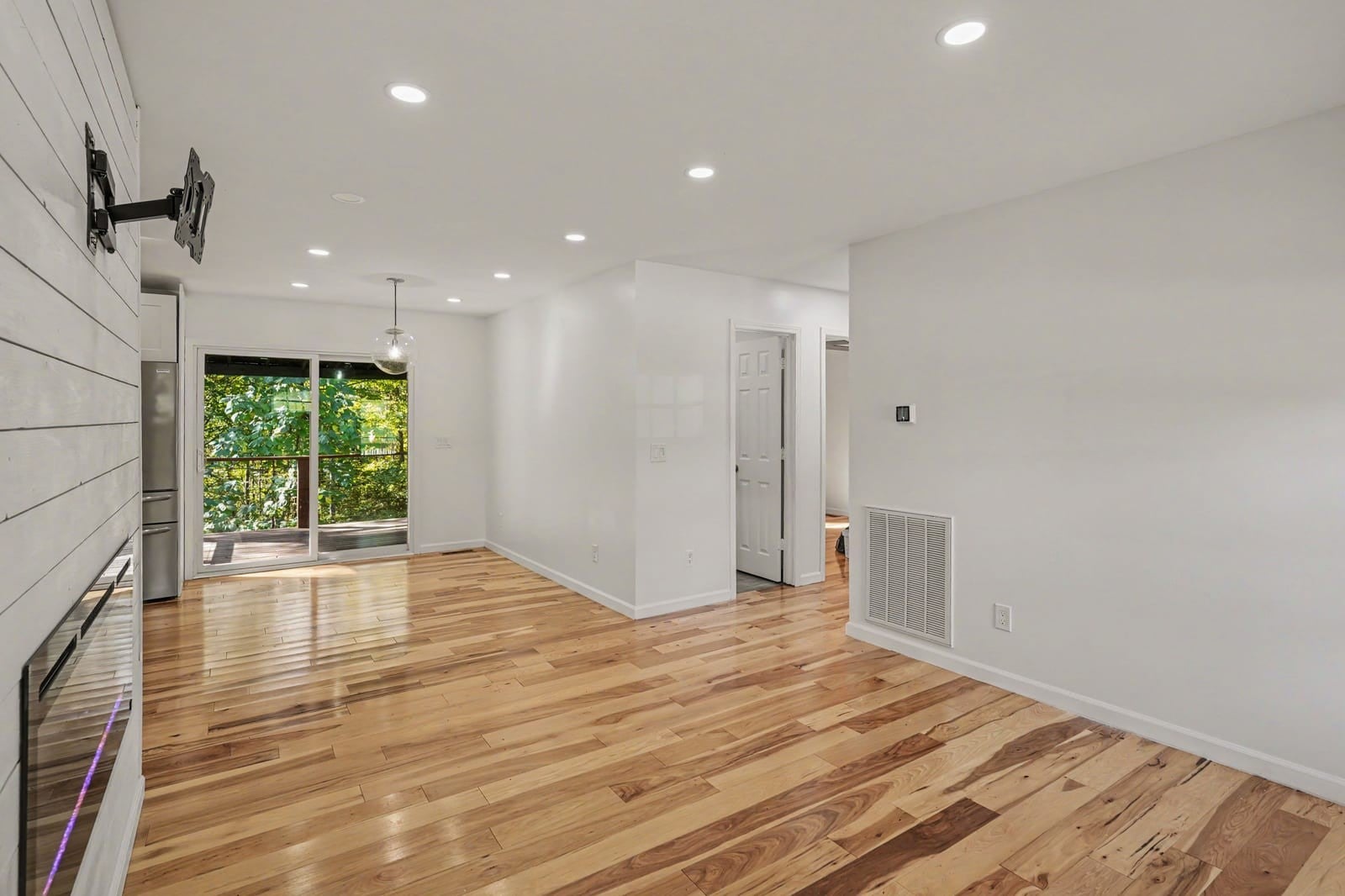1429 Dividing Ridge Rd