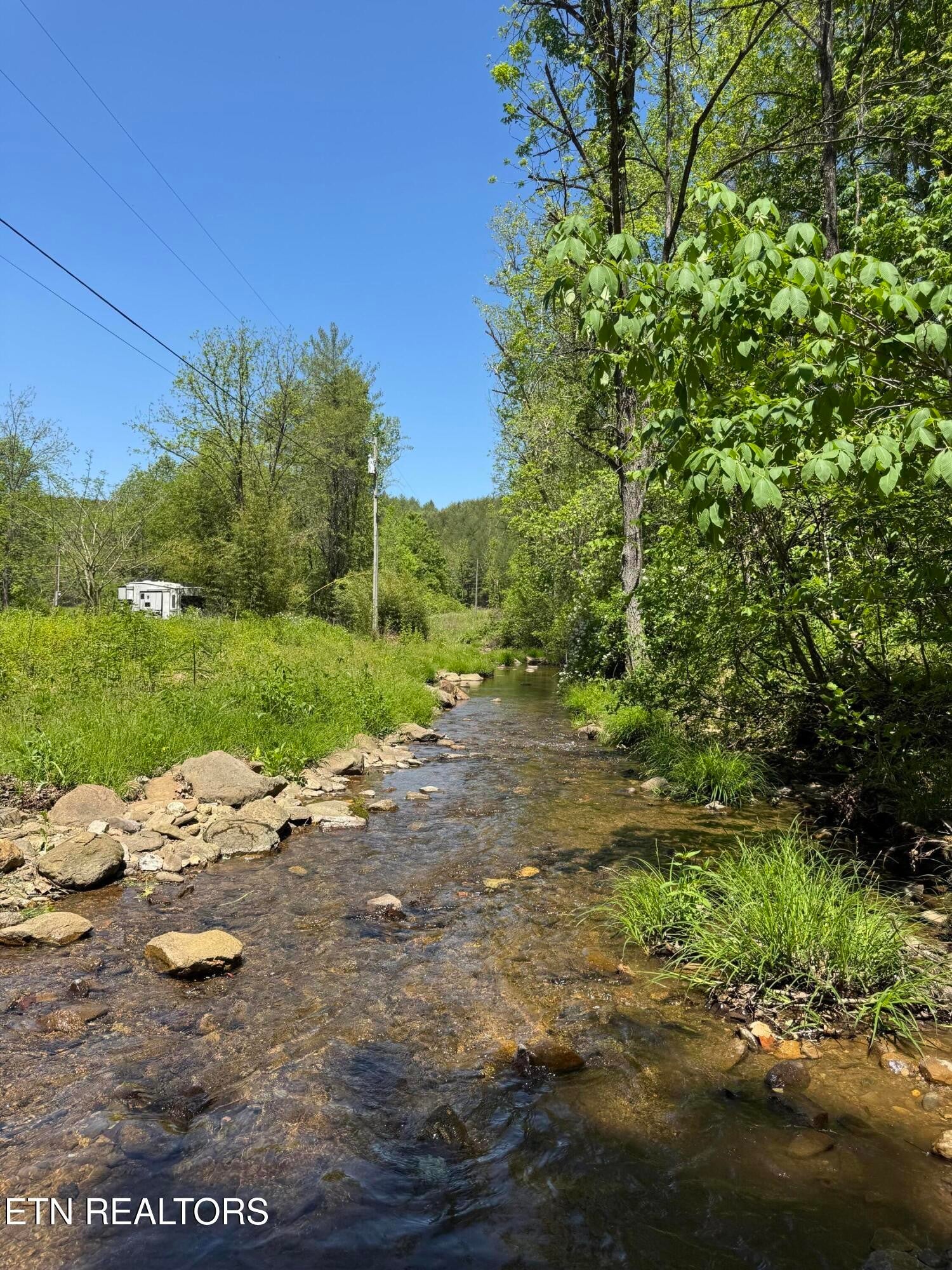 915 Chestnut Valley Rd