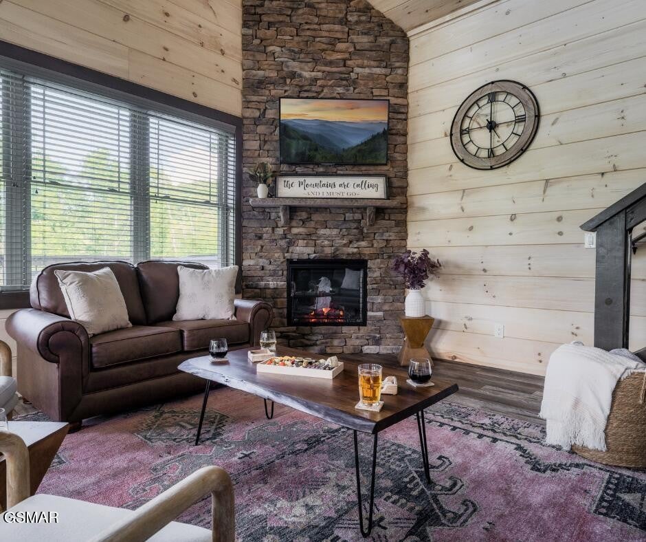 3112 Cherokee Valley Drive