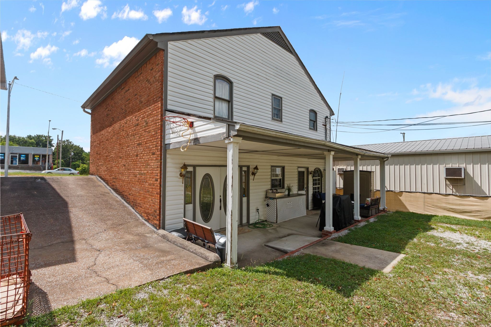 1503 Carmack Blvd