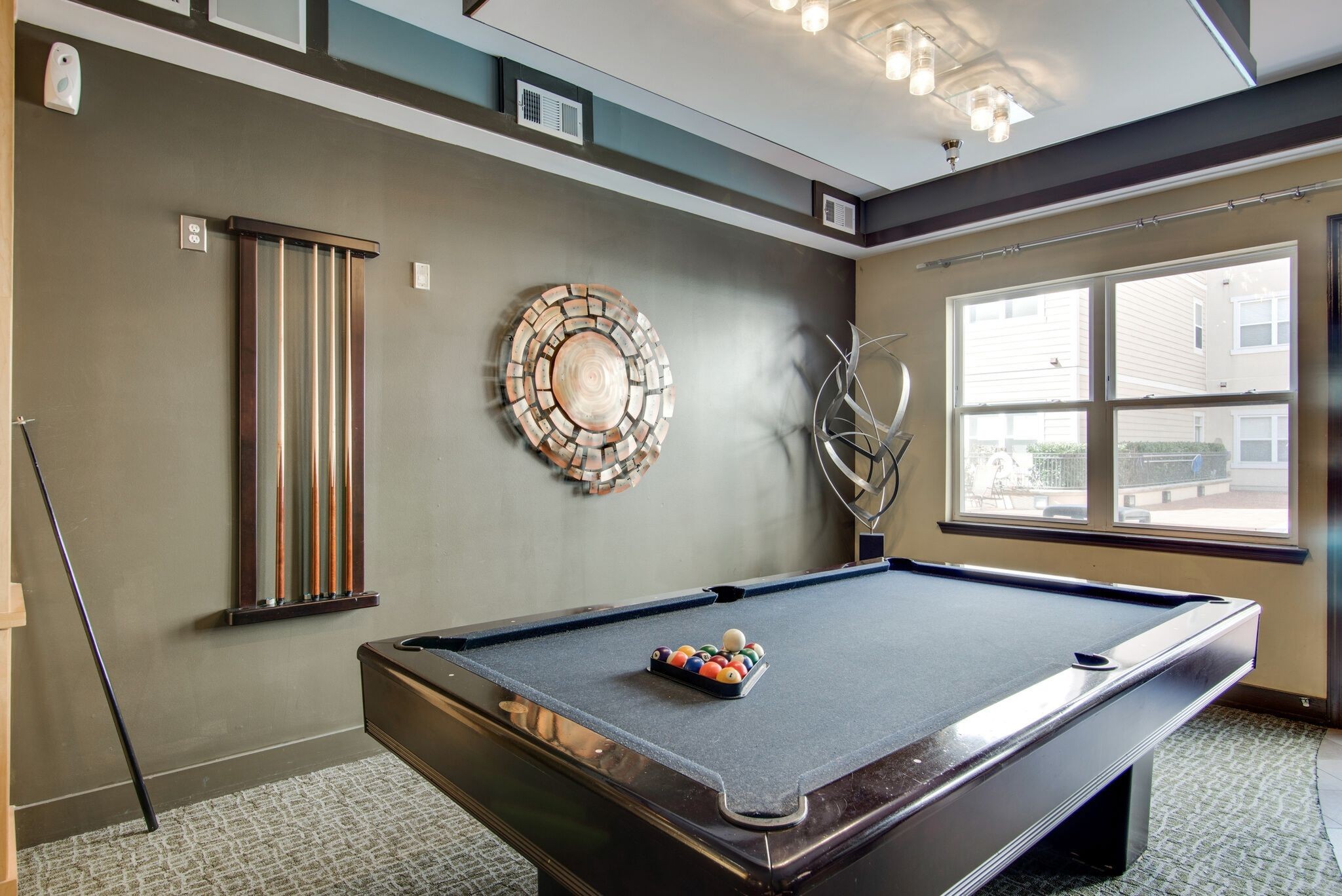 Nashville, Tennessee 37212, United States, 2 Bedrooms Bedrooms, ,2 BathroomsBathrooms,Residential,Active,158321