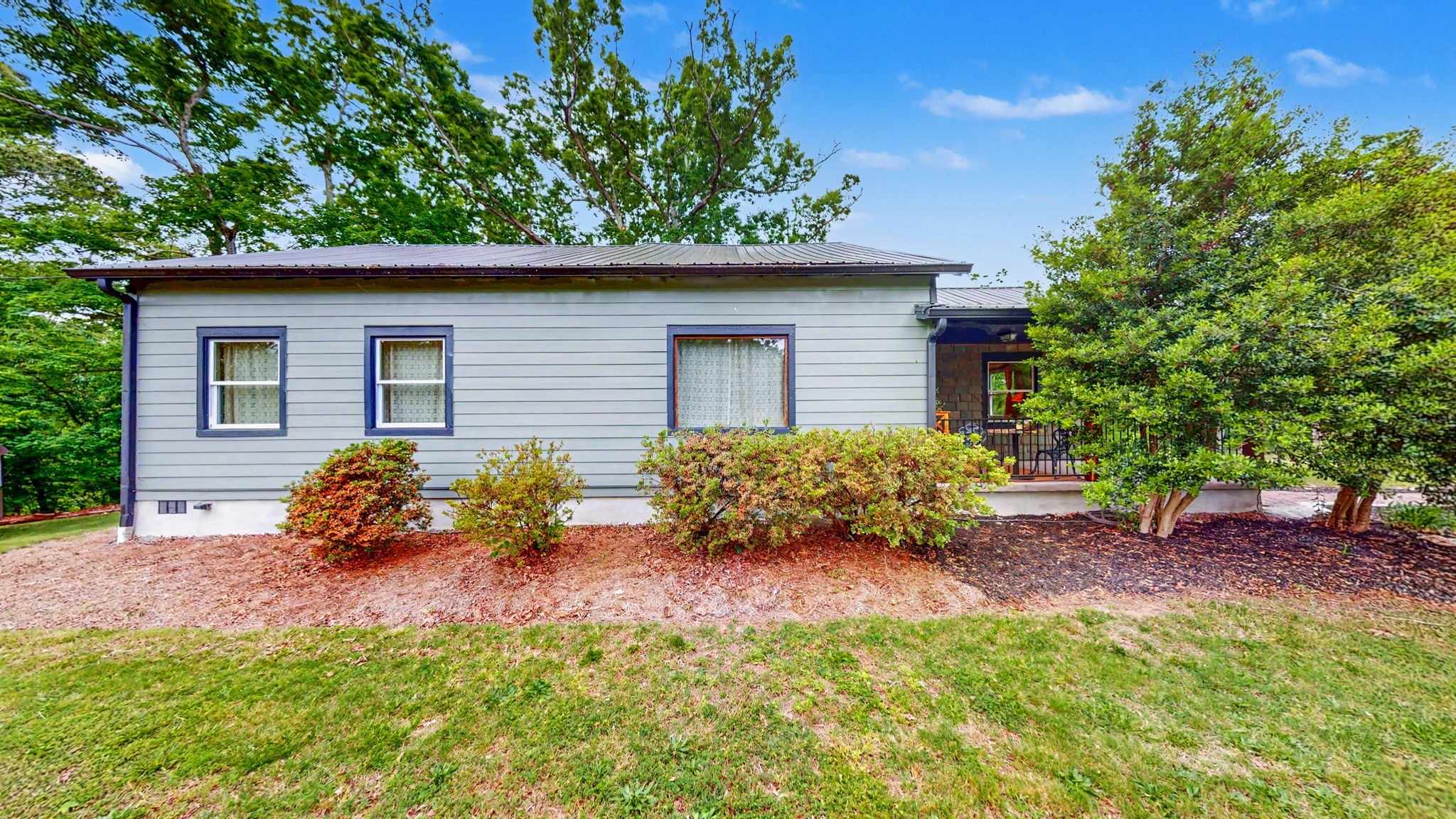 6421 Clarksville Pike