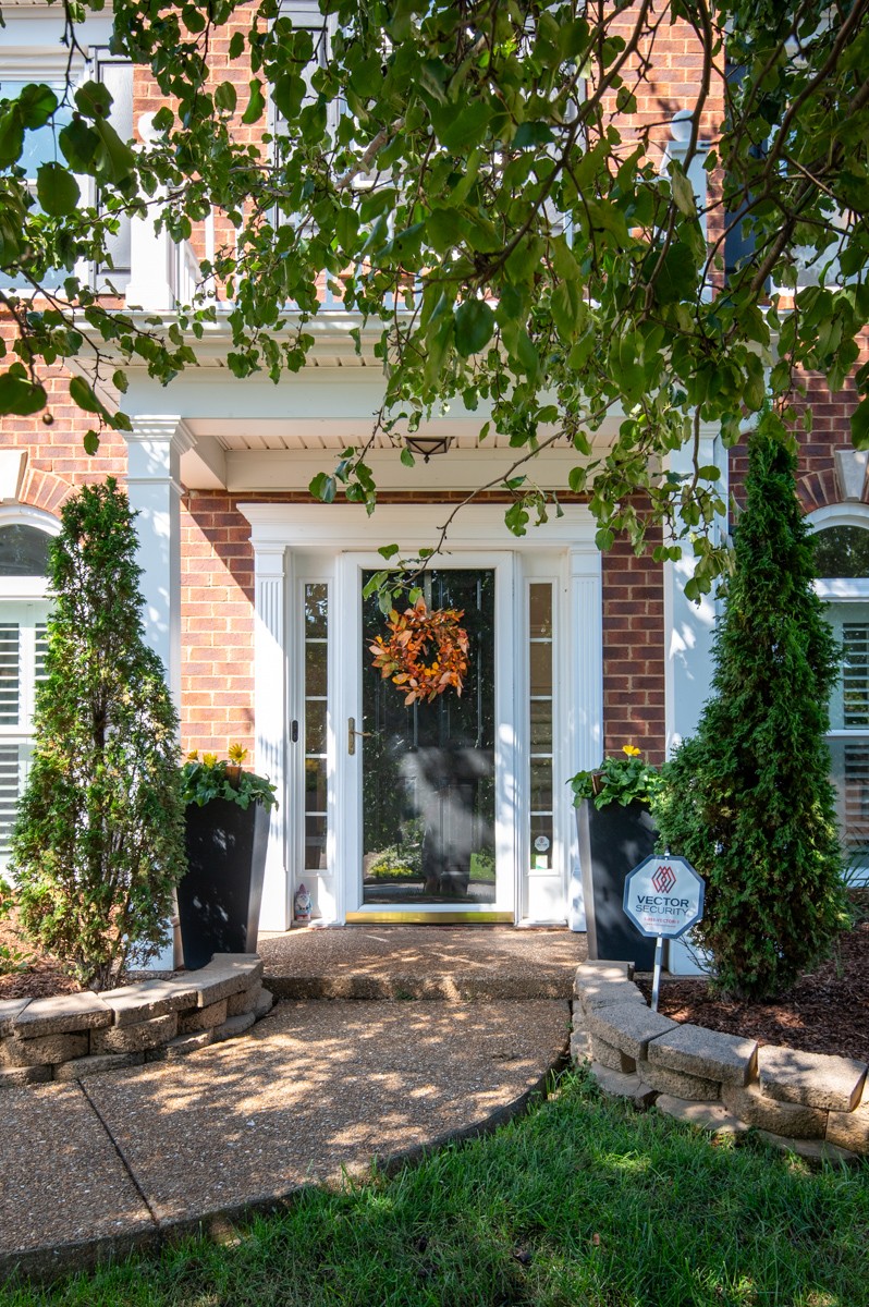 636 Logwood Briar Cir