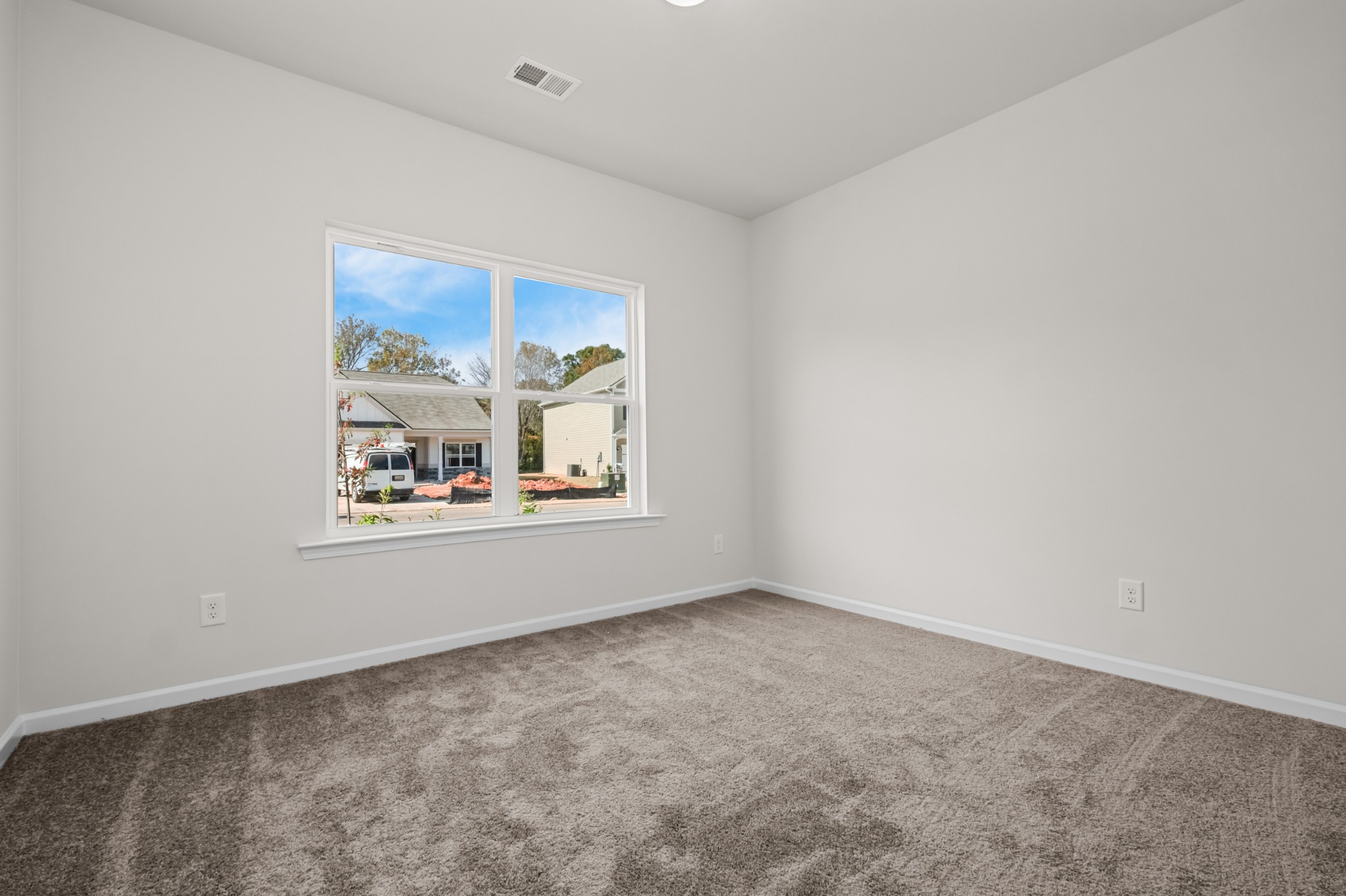 768 Chiswick Ct