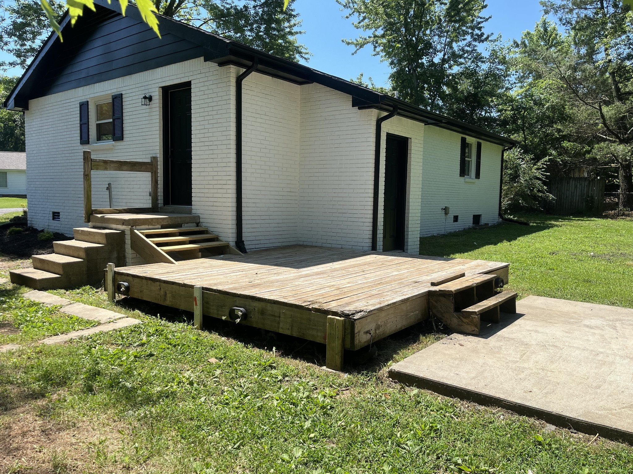 106 Circle Drive