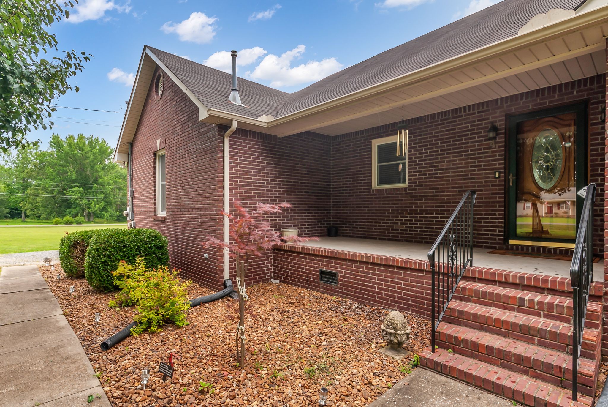 4 Clayton Acres Cir