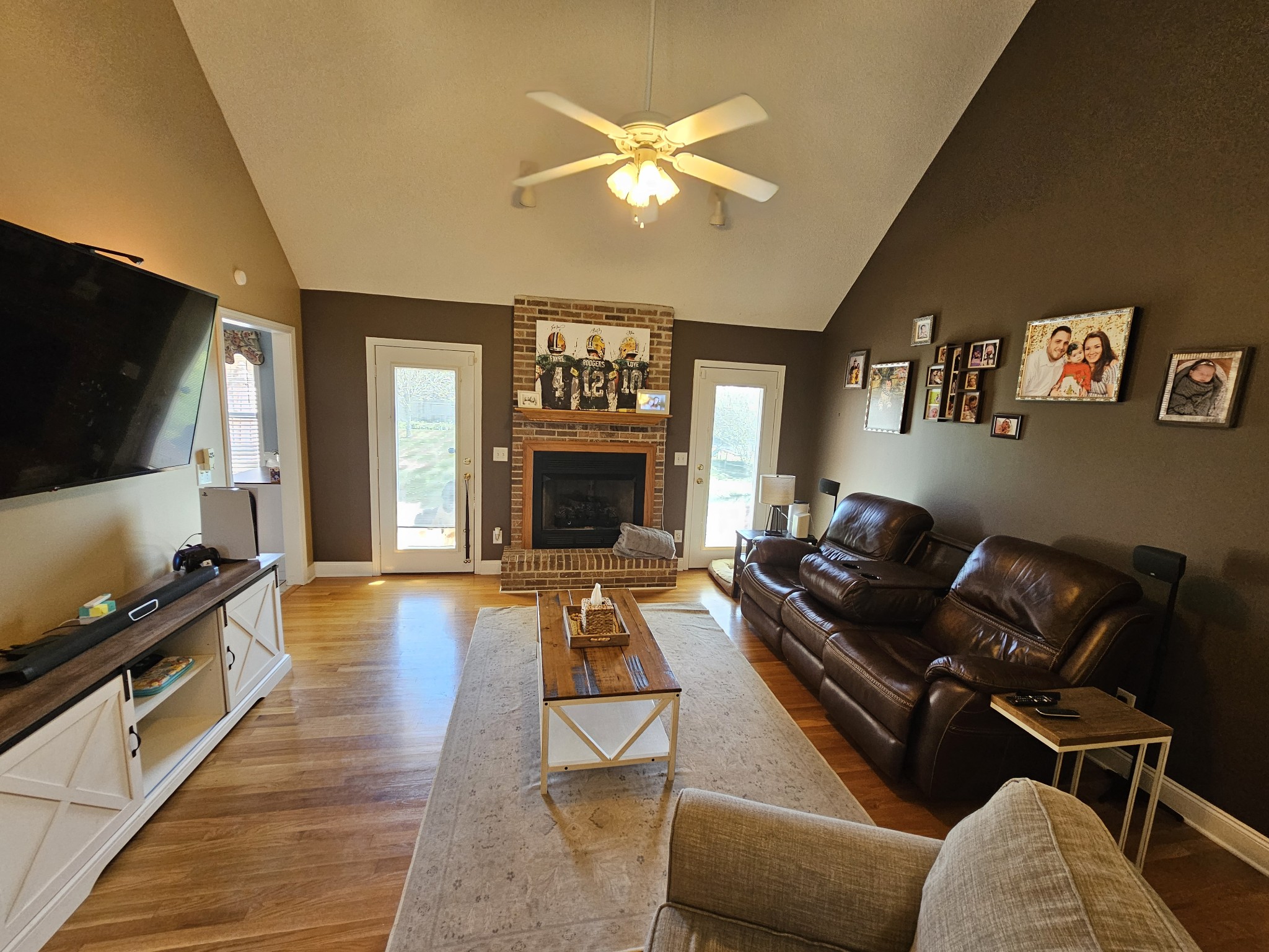 137 Favre Cir
