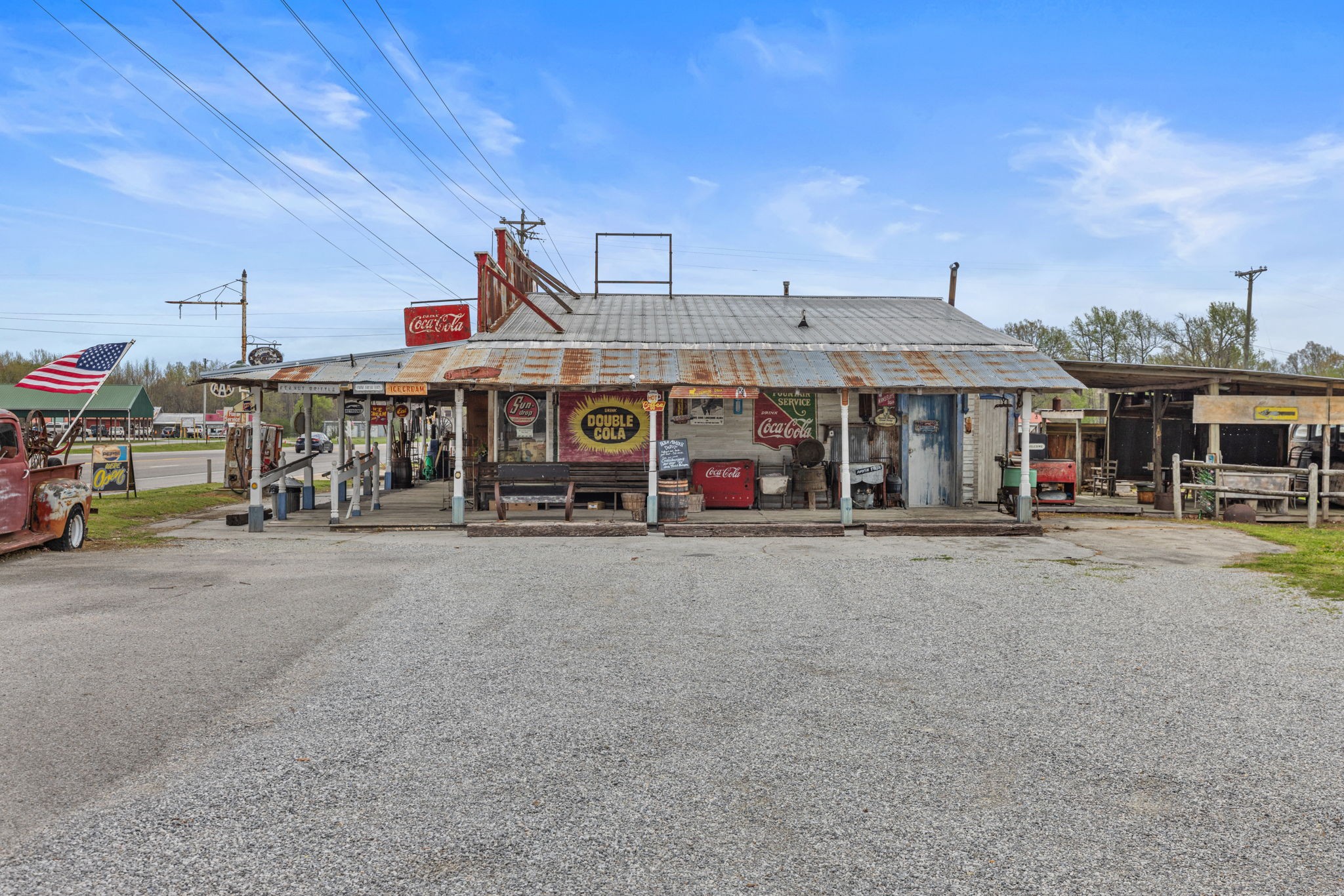 4000 Highway 43 N