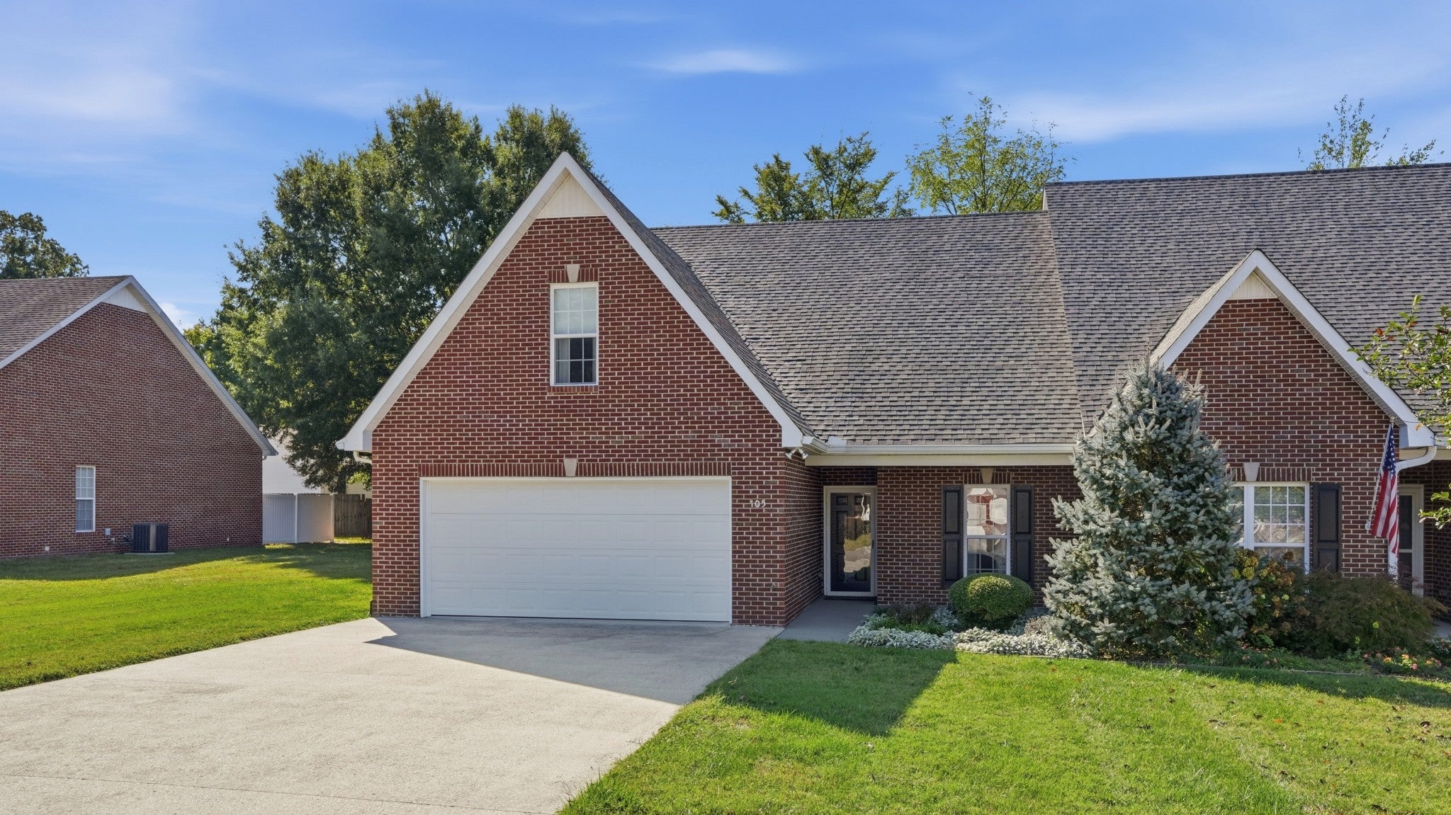 105 Greystone Pl