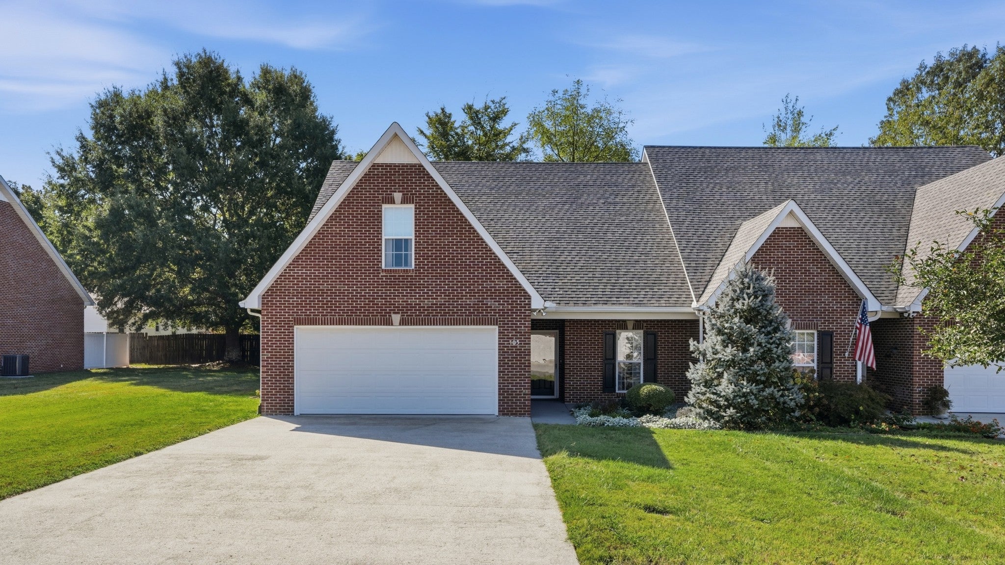 105 Greystone Pl