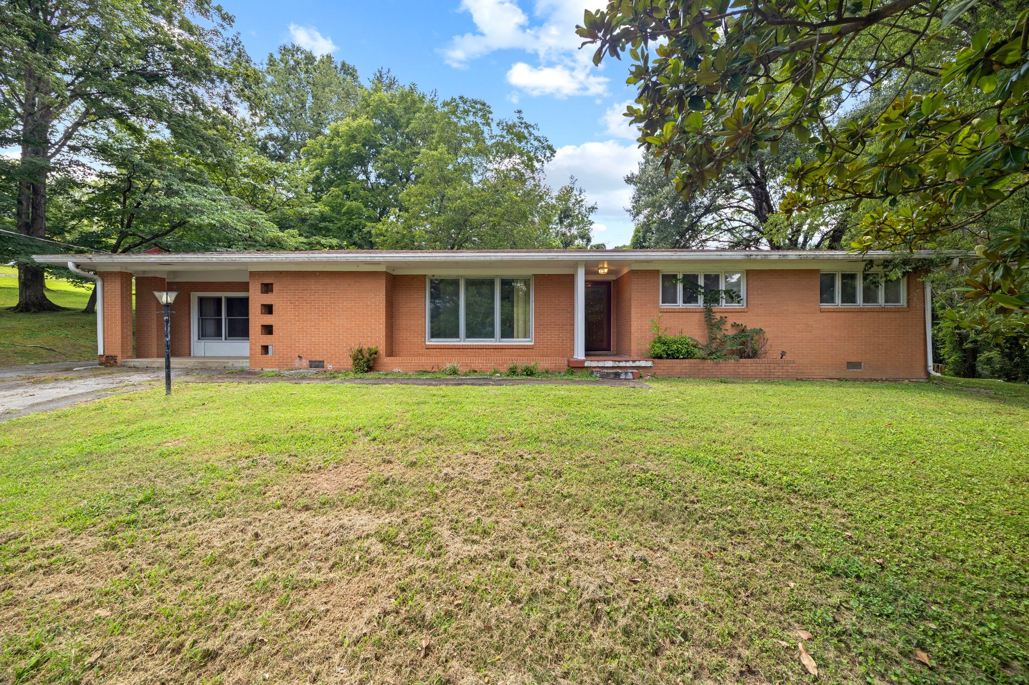 1822 Parkview Ter
