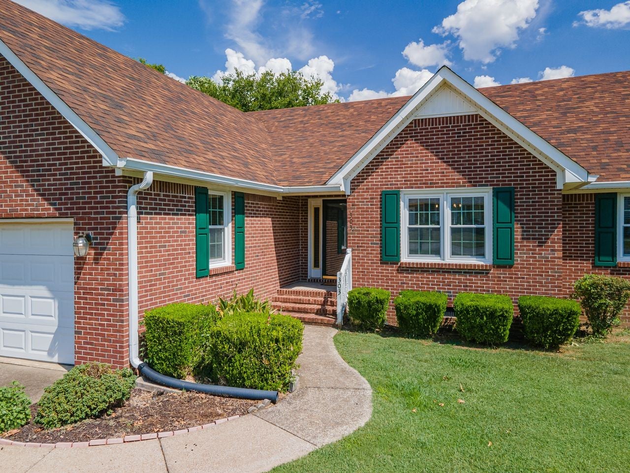 303 Springdale Dr